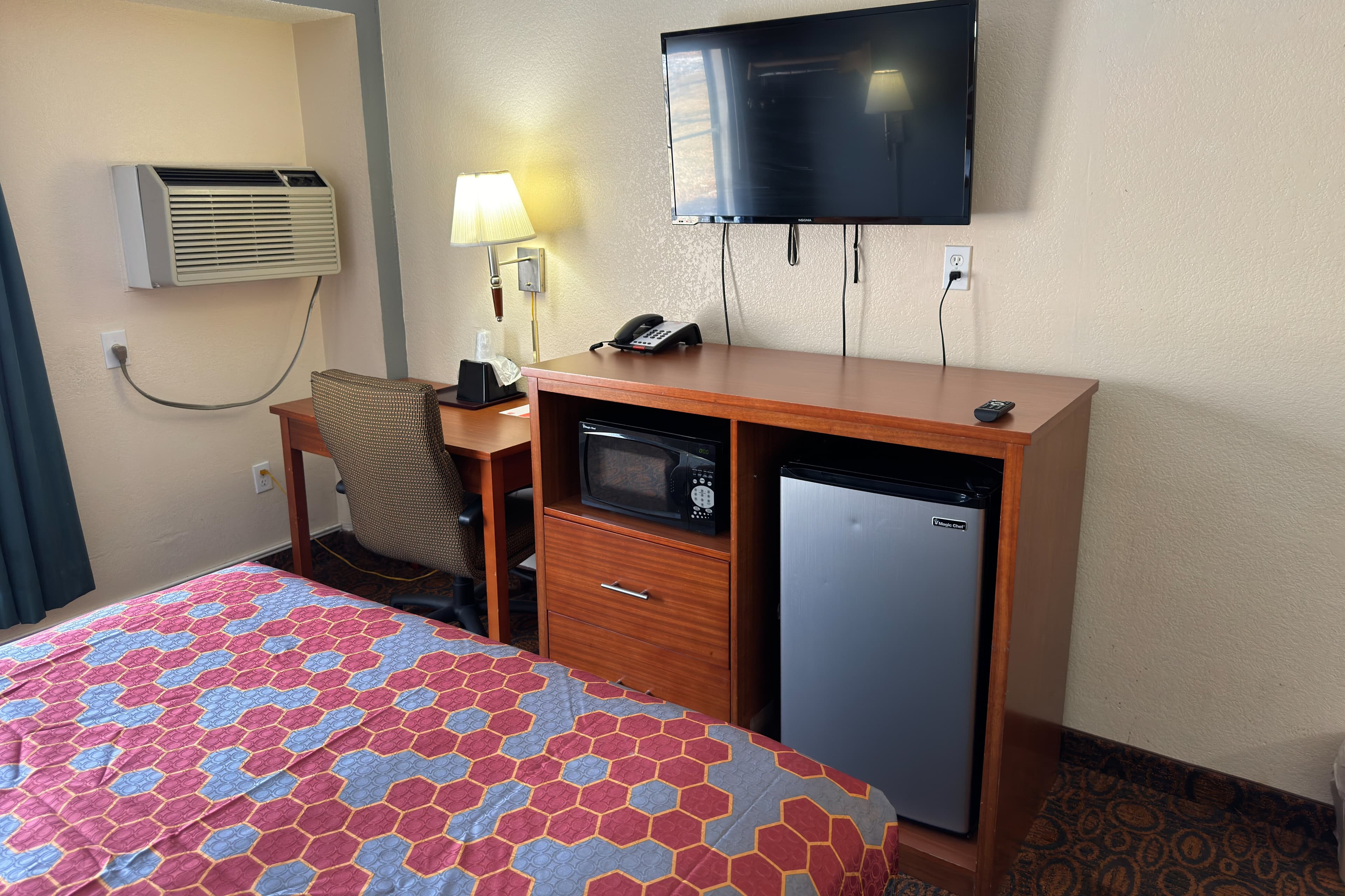 Econo Lodge Waite Park - St. Cloud - Image 4