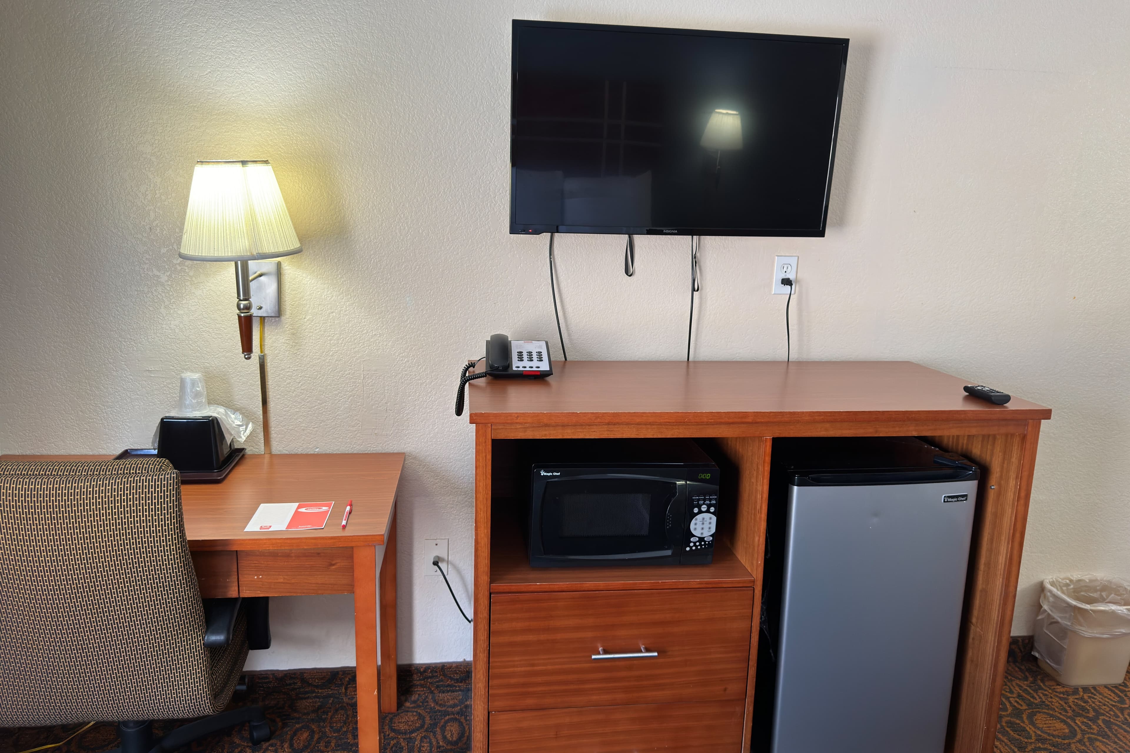 Econo Lodge Waite Park - St. Cloud - Image 5