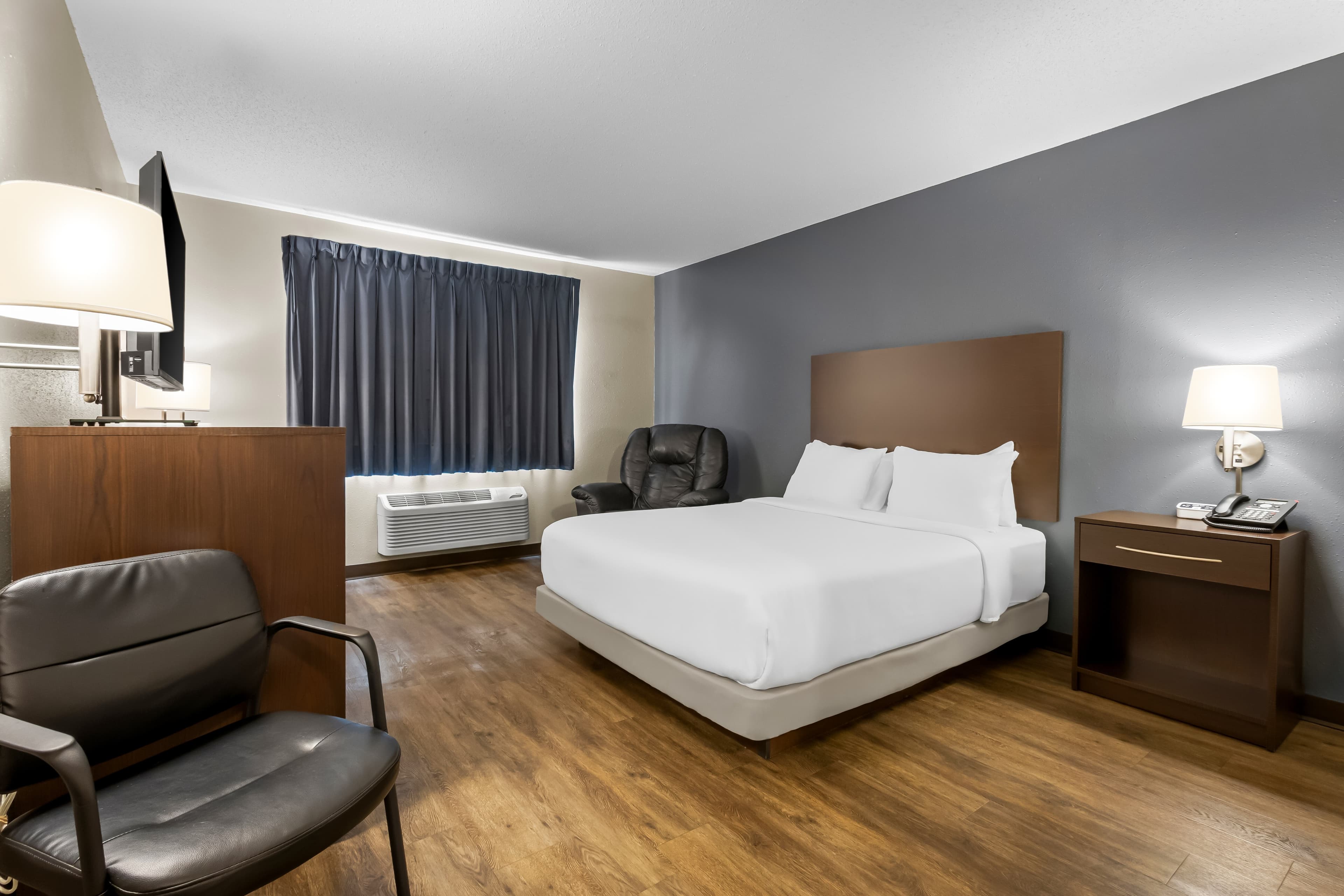 Park Inn by Radisson Ortonville - Image 2