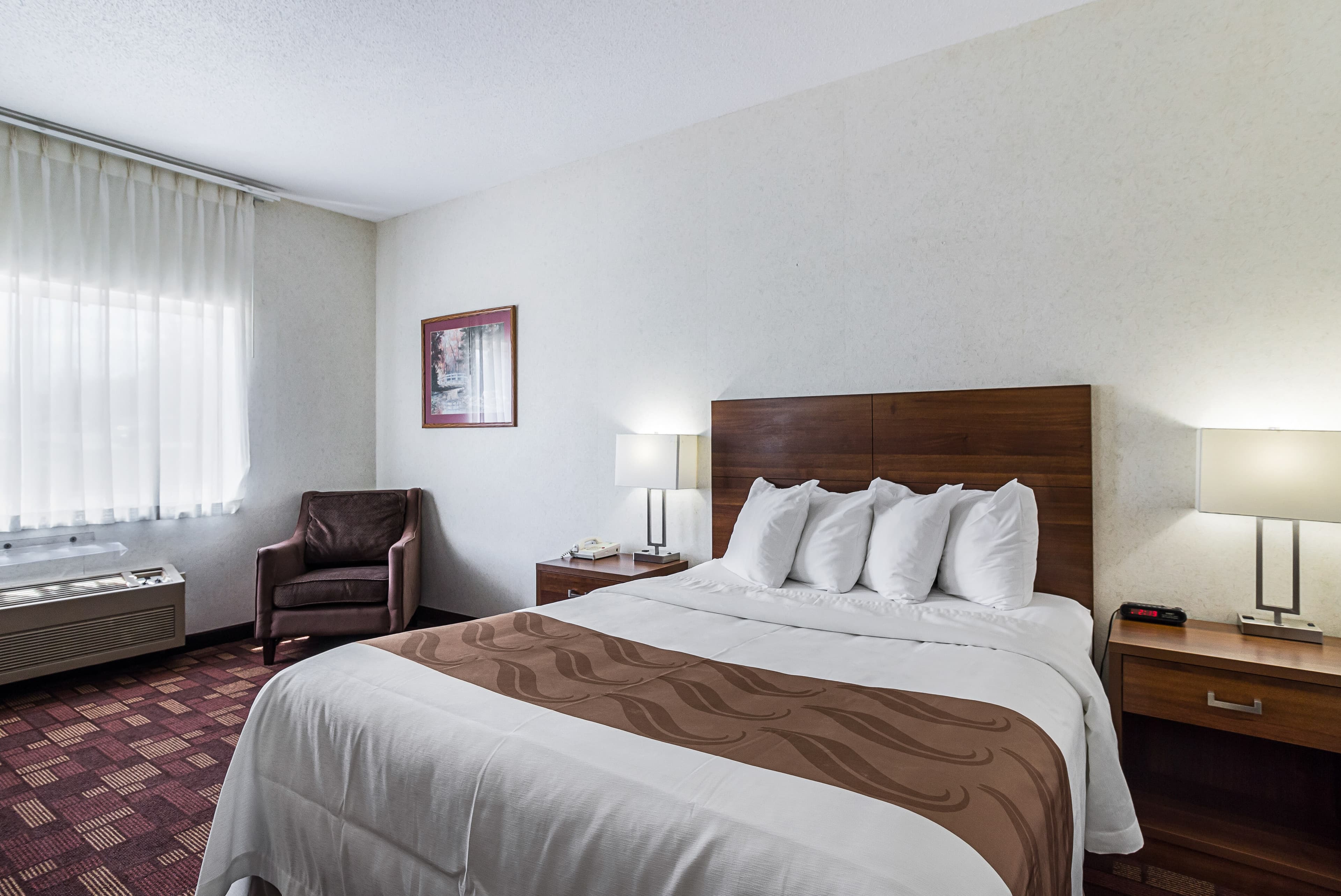 Econo Lodge Luverne I-90 — 9