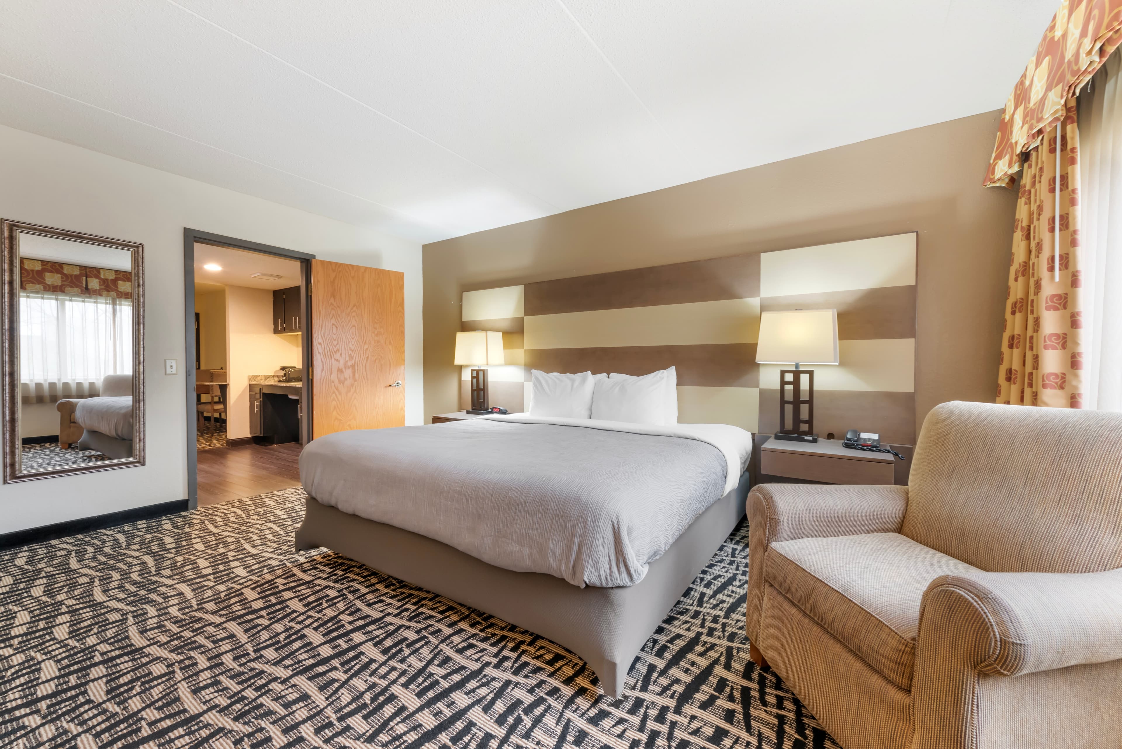 Quality Inn & Suites Mayo Clinic Area — 15