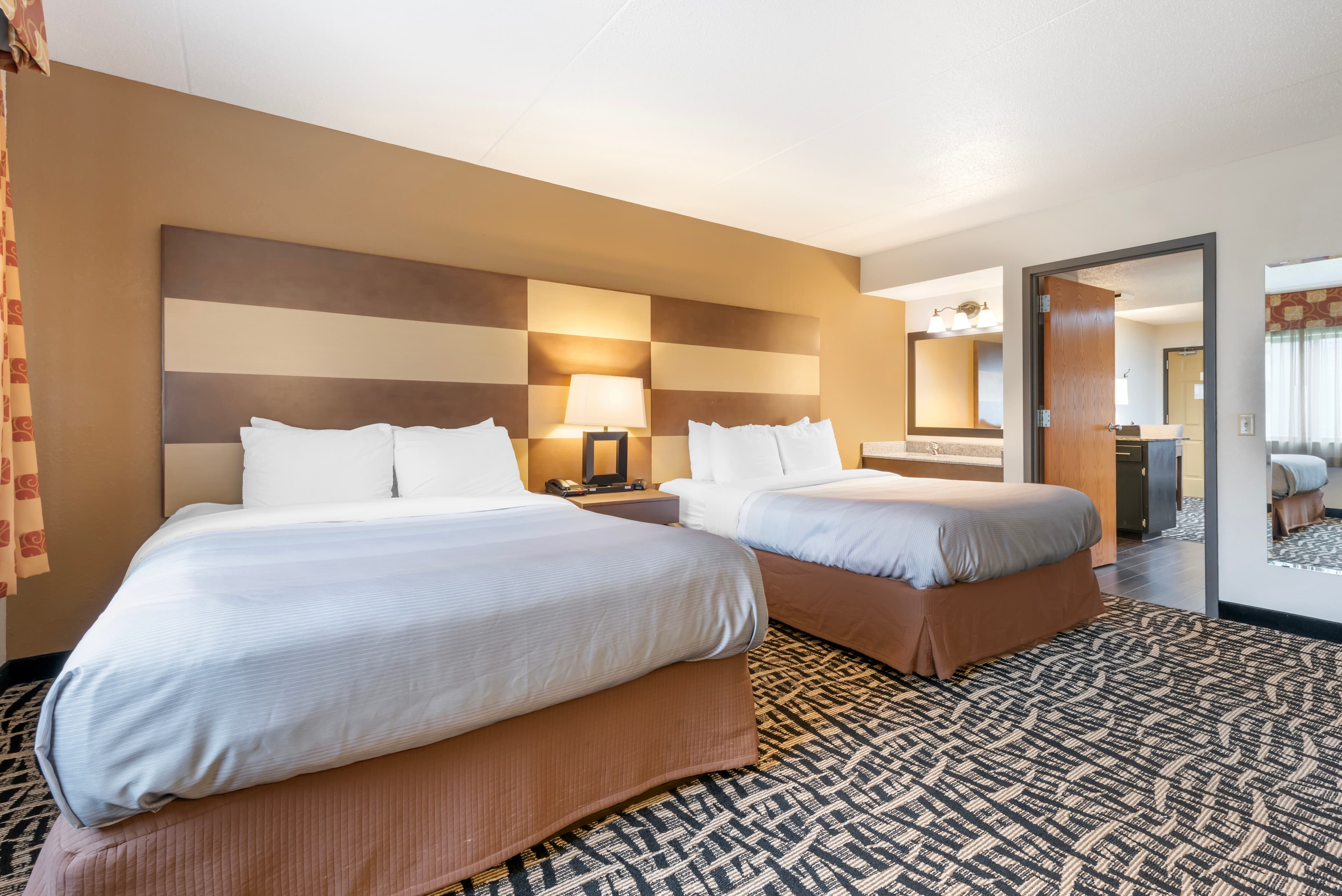 Quality Inn & Suites Mayo Clinic Area — 21