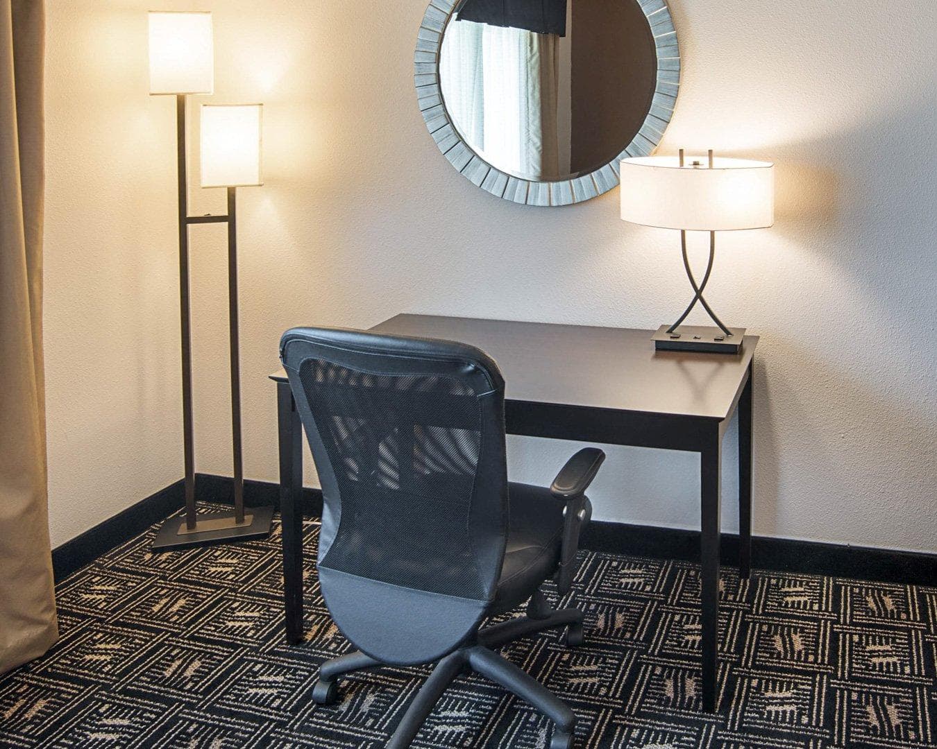 Quality Inn Brooklyn Center - Image 3