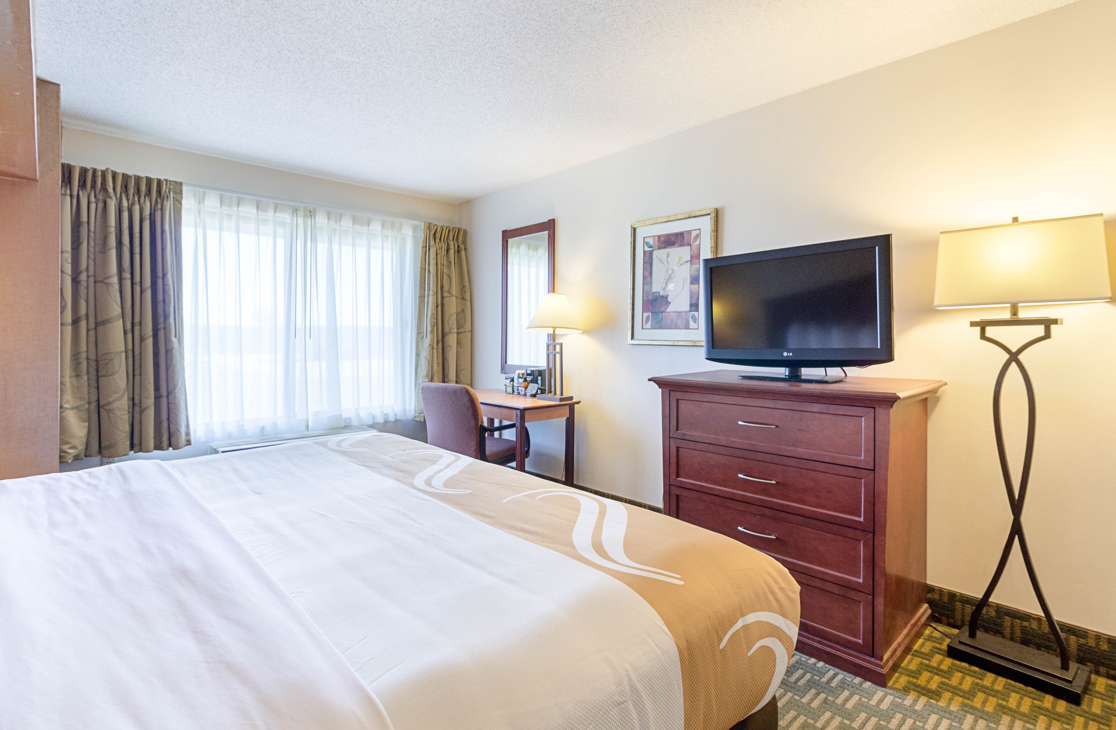 Quality Inn Fairmont — 11