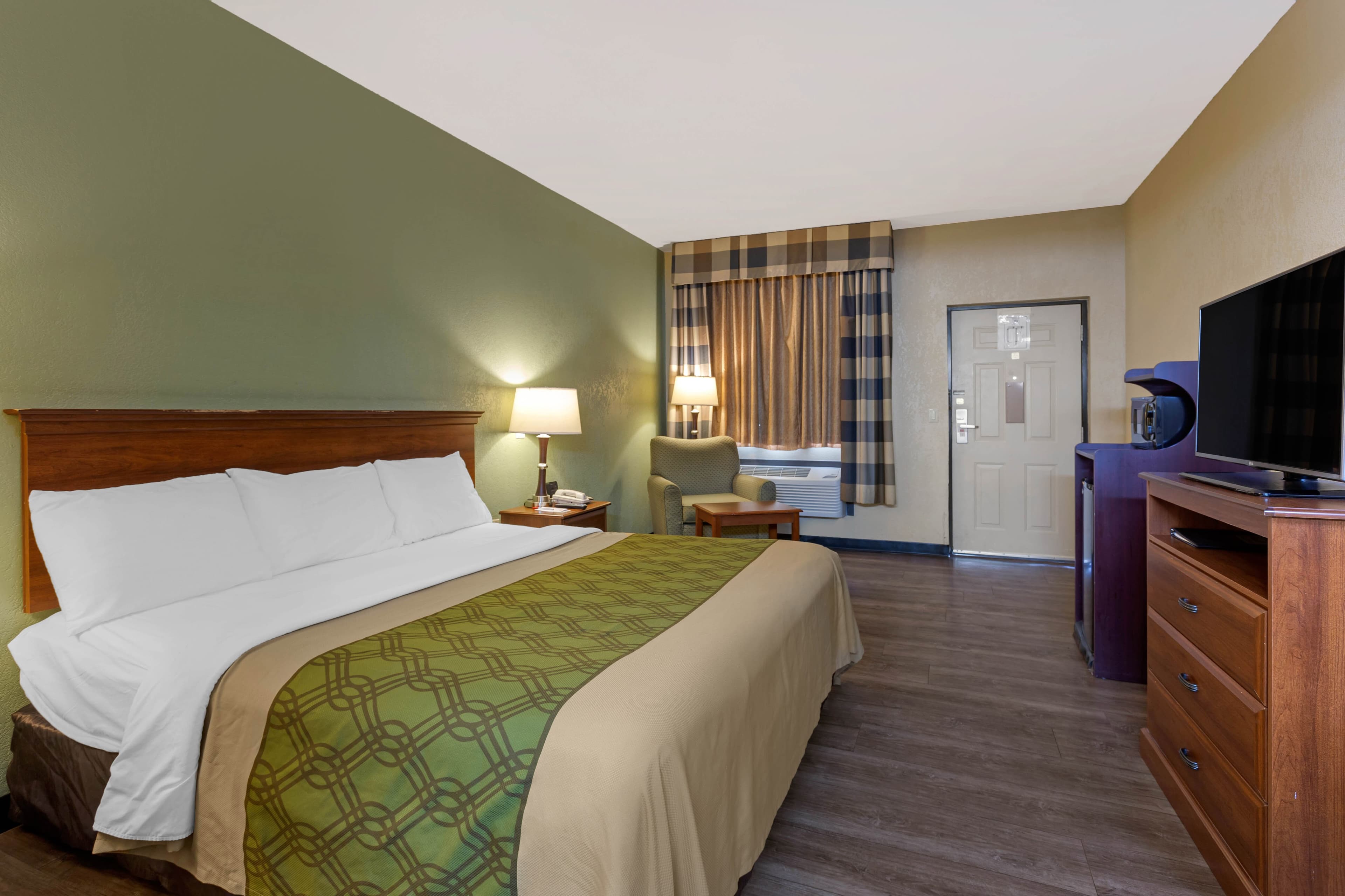 Econo Lodge Belton - Kansas City South - Image 2