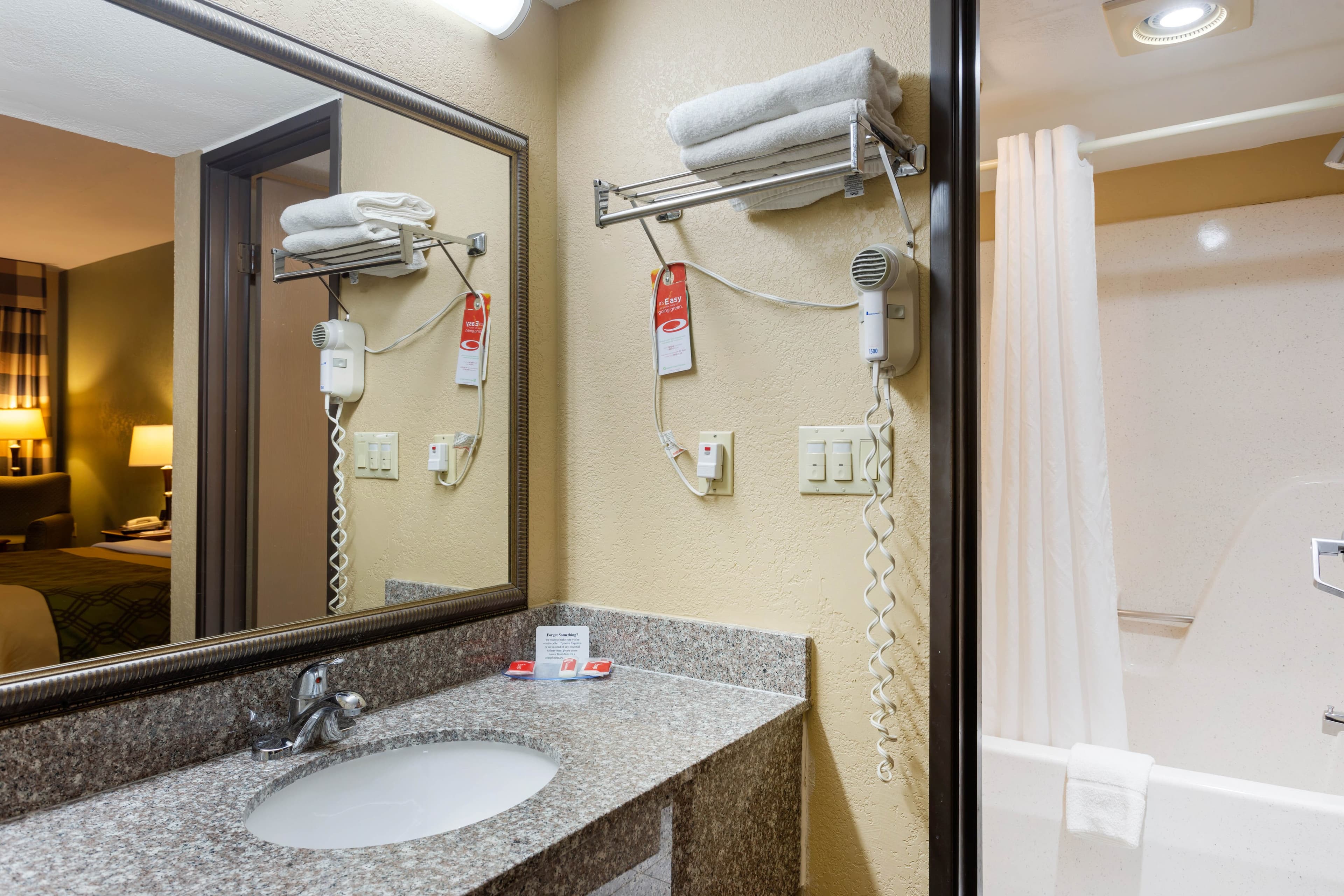 Econo Lodge Belton - Kansas City South - Image 5