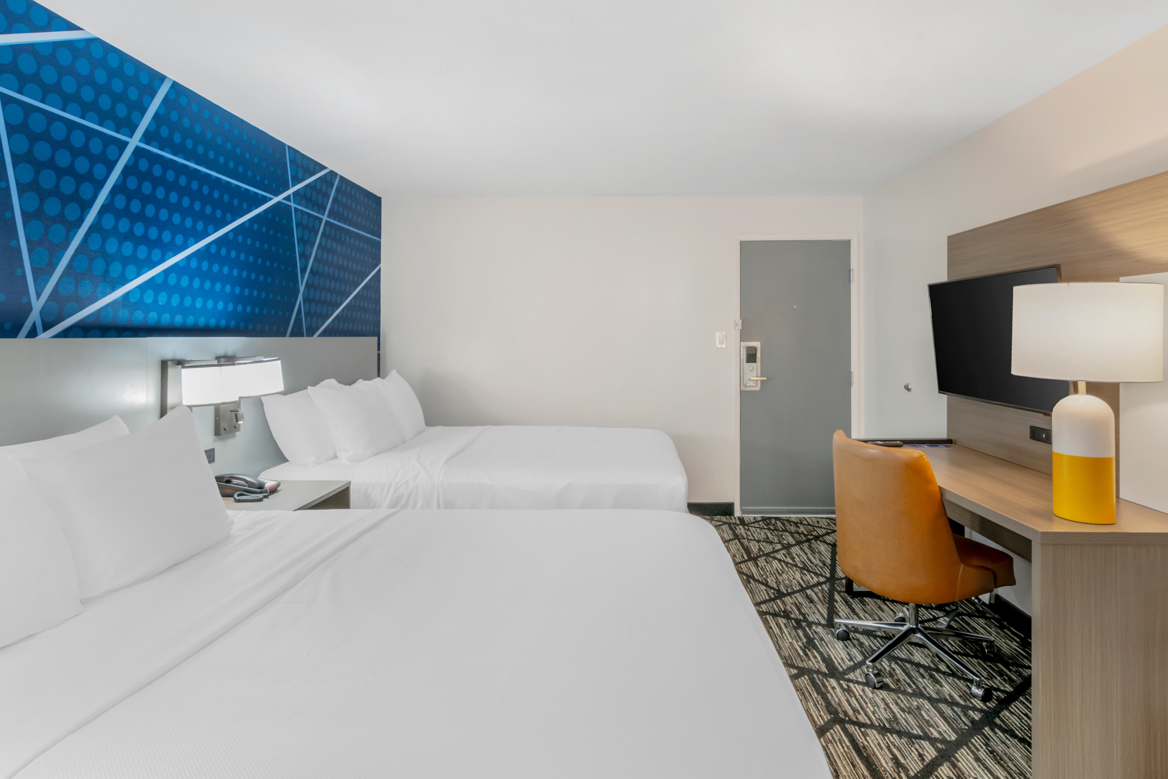 Comfort Inn Kansas City Midtown — 18
