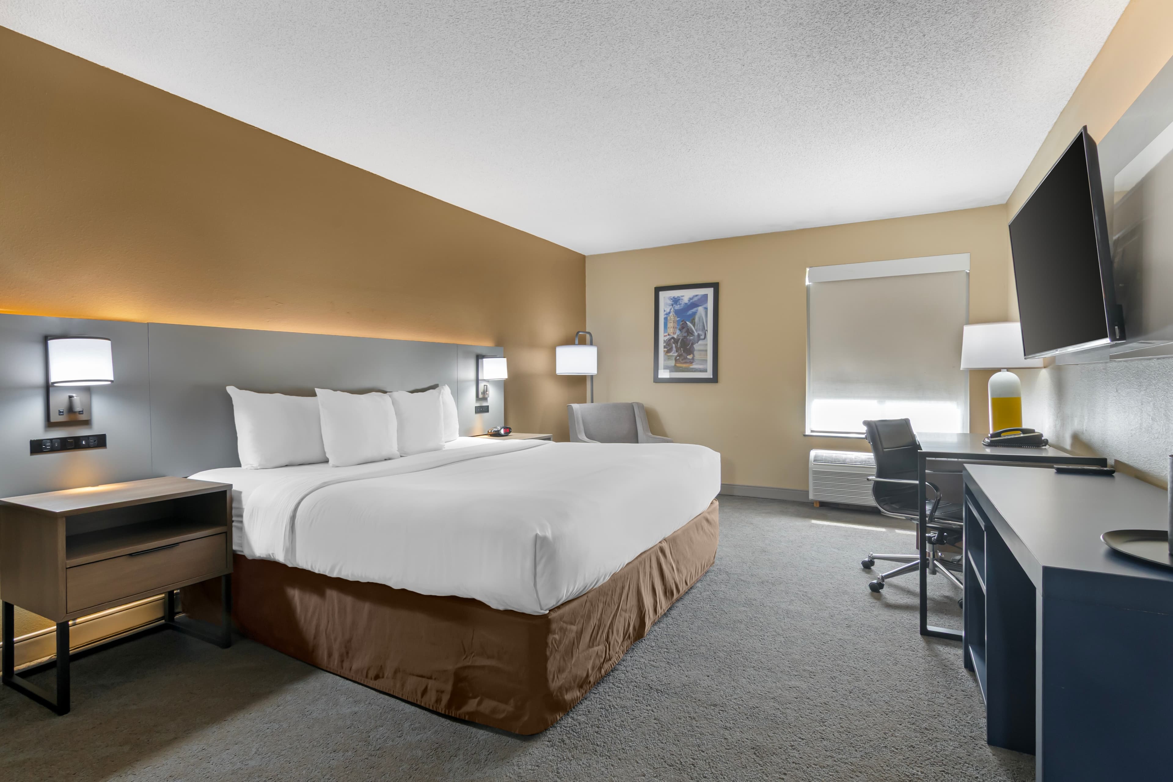 Comfort Inn & Suites Kansas City - Northeast — 2