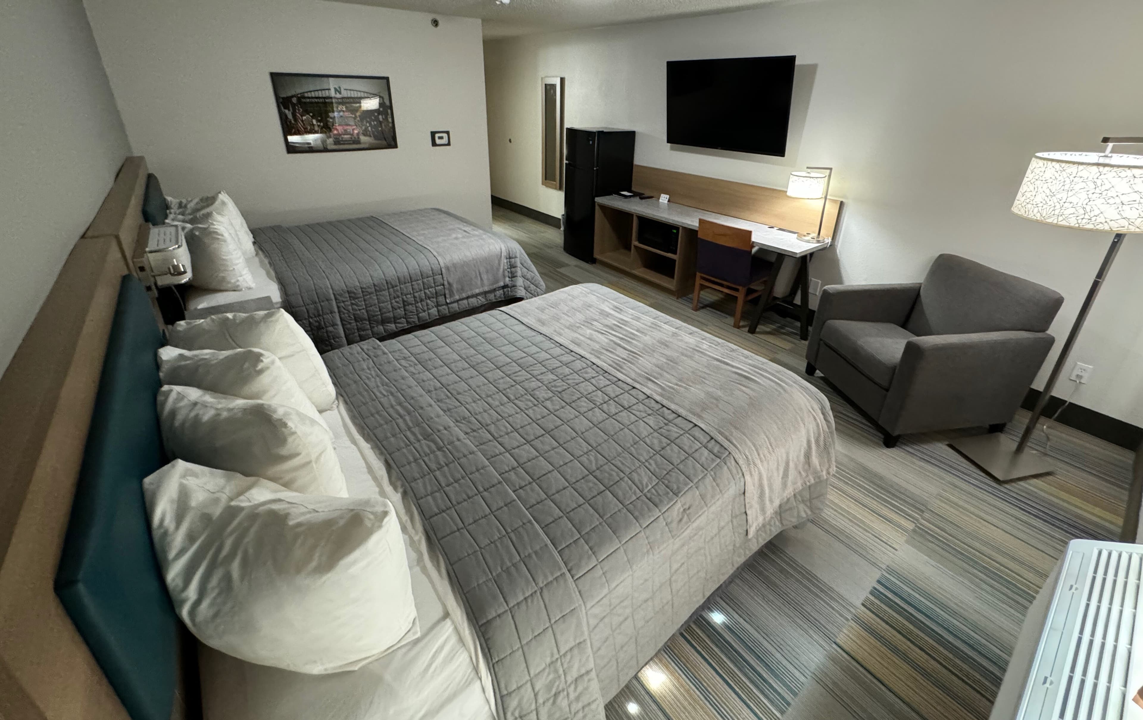 Park Inn by Radisson Maryville - Image 3