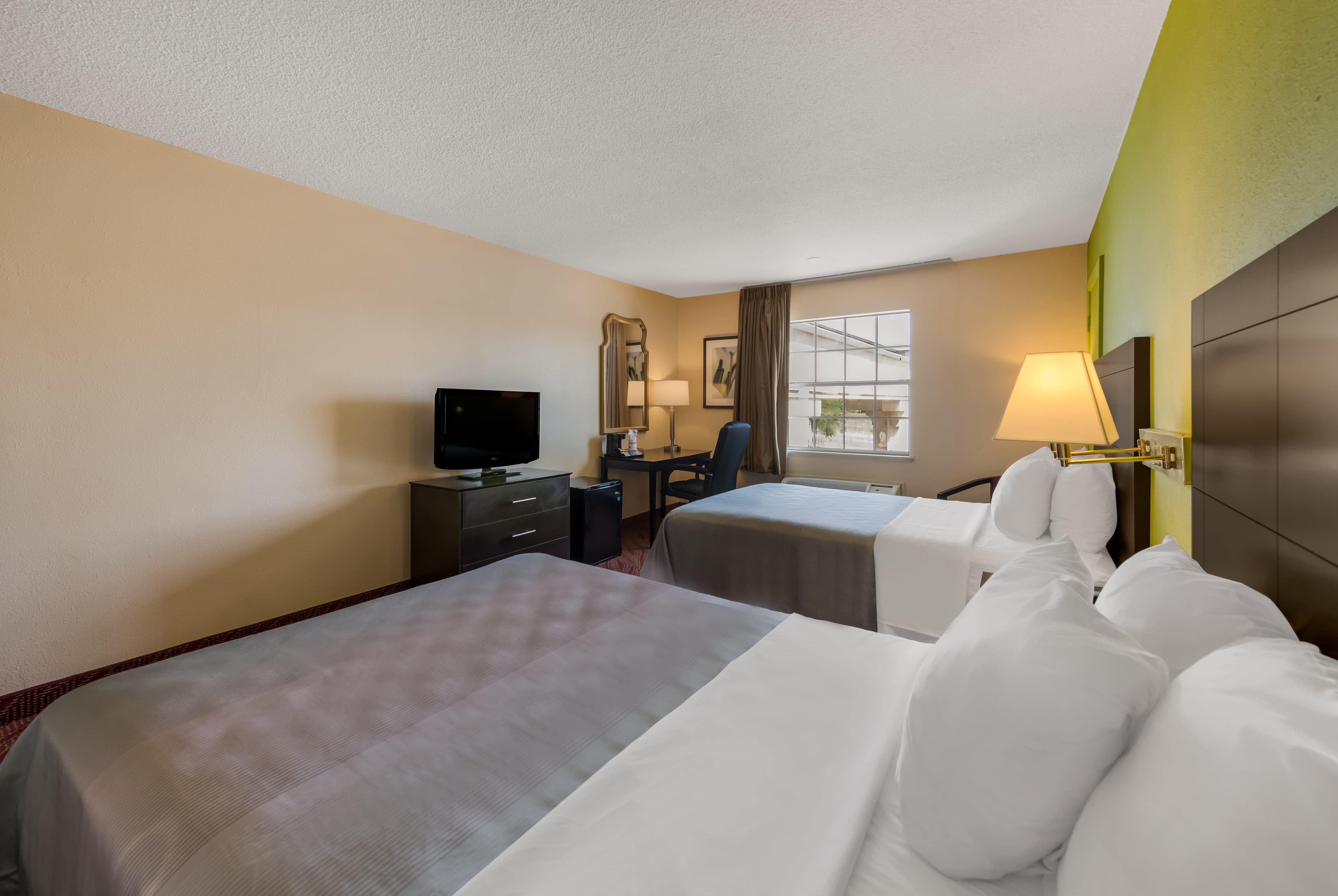 Quality Inn Saint Louis Airport — 11