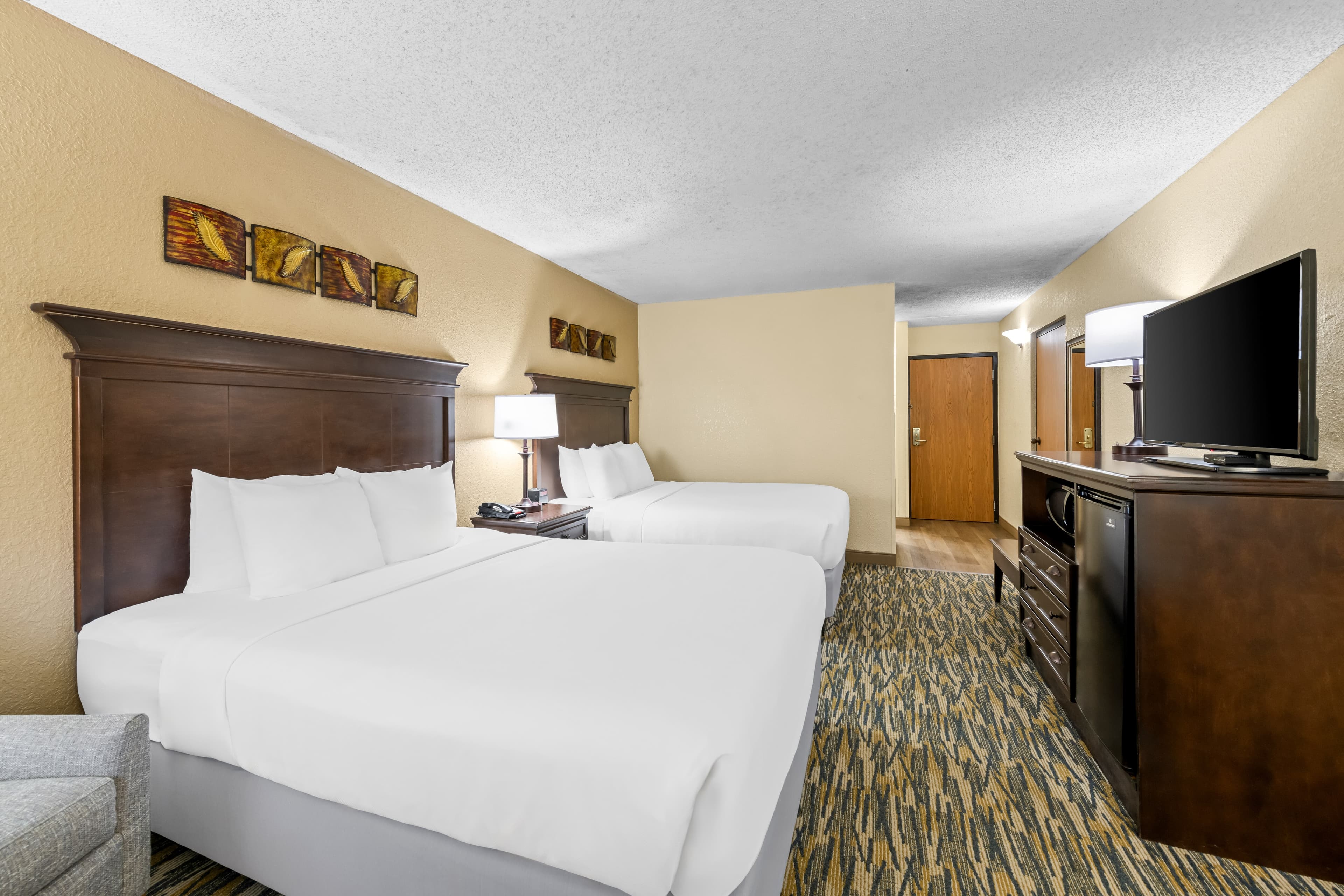 Comfort Inn at Thousand Hills — 17