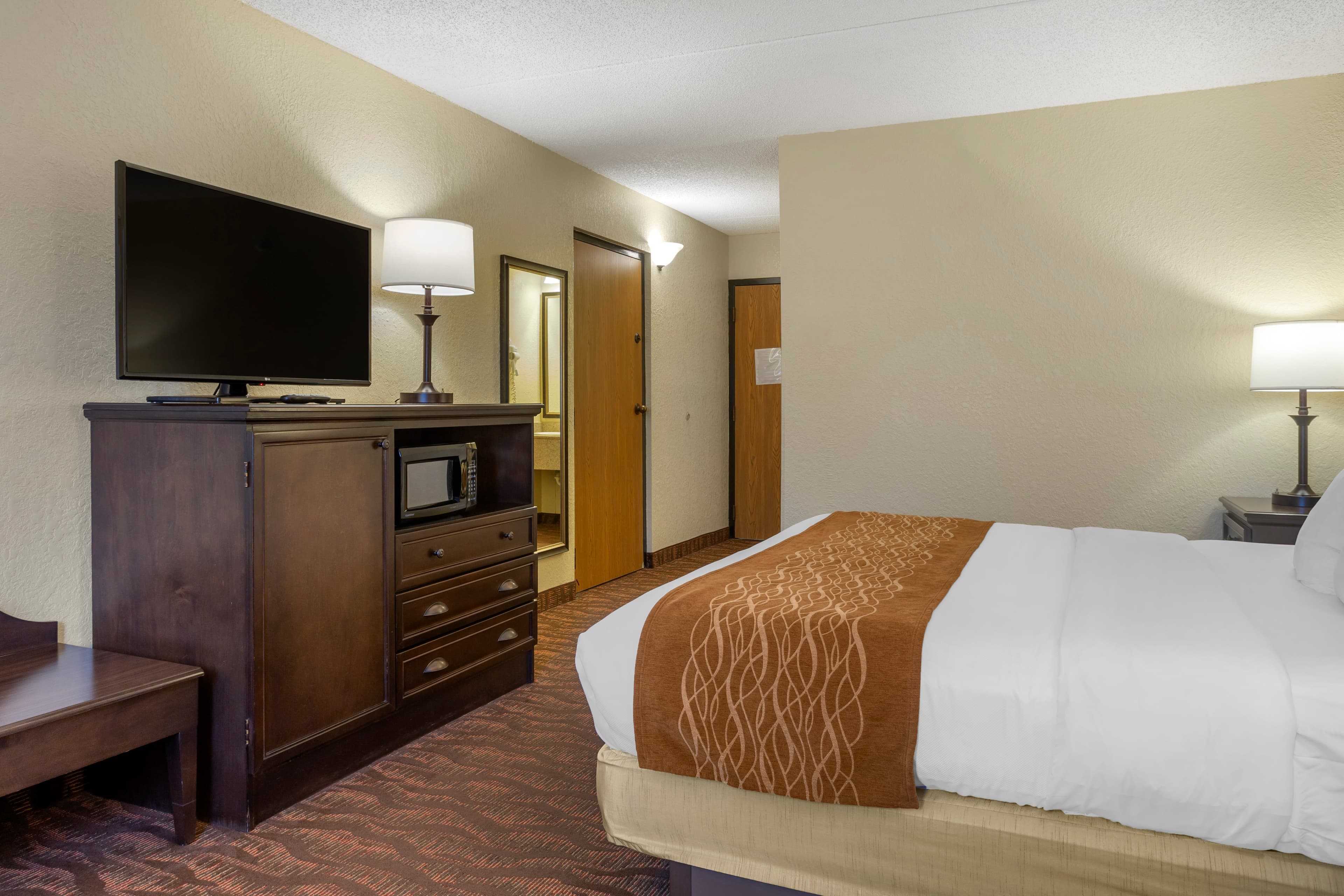 Comfort Inn at Thousand Hills — 21