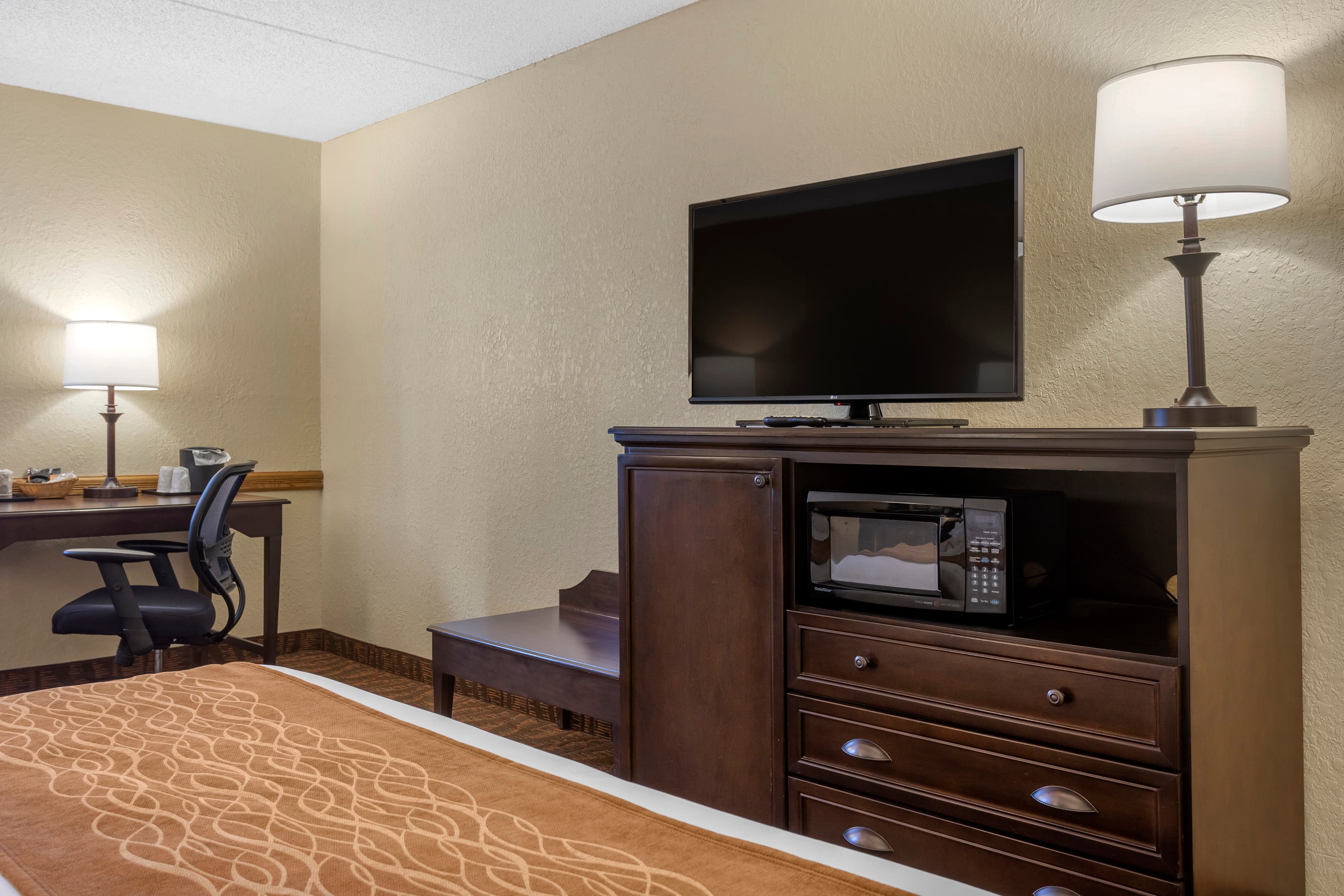 Comfort Inn at Thousand Hills — 22
