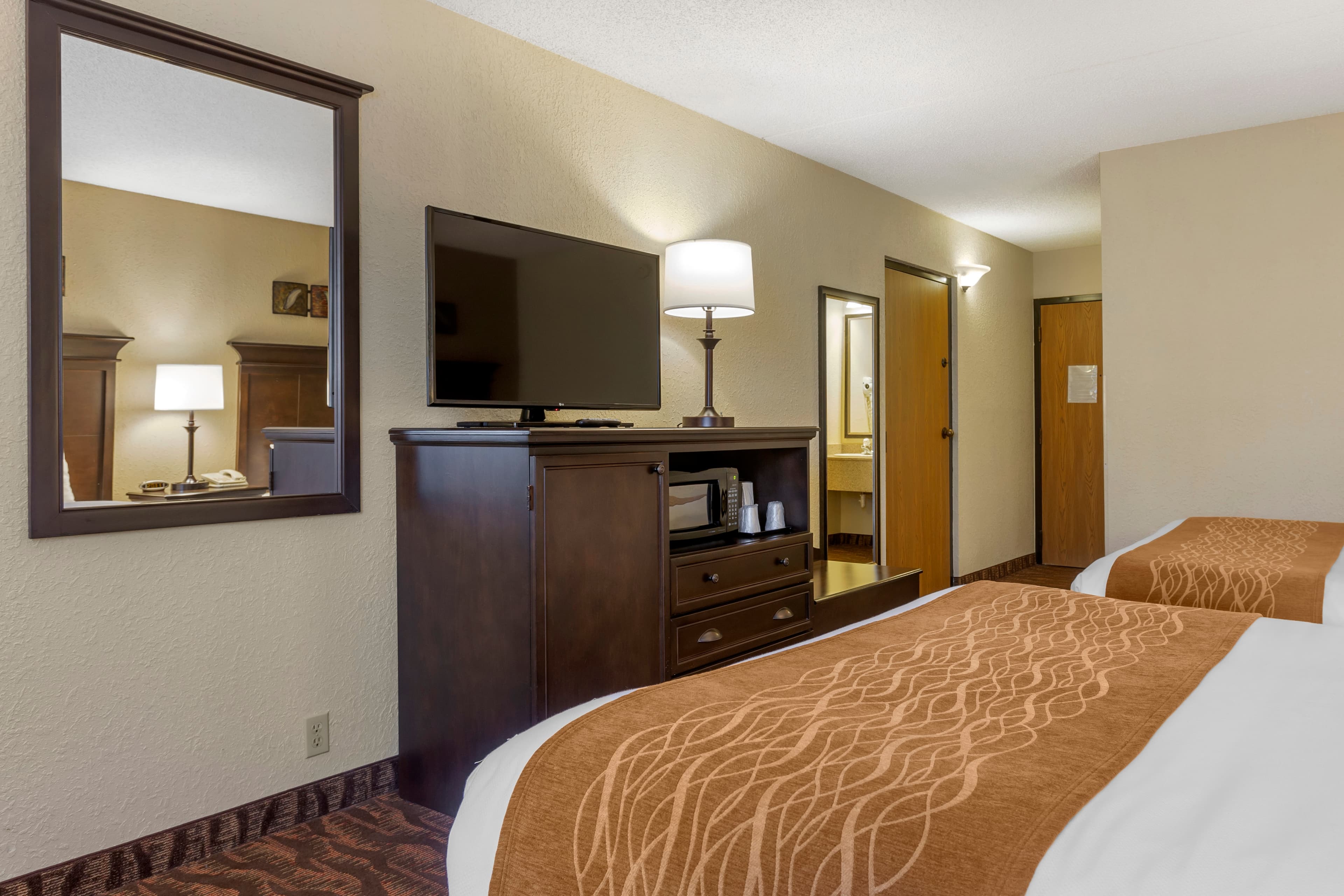 Comfort Inn at Thousand Hills — 16