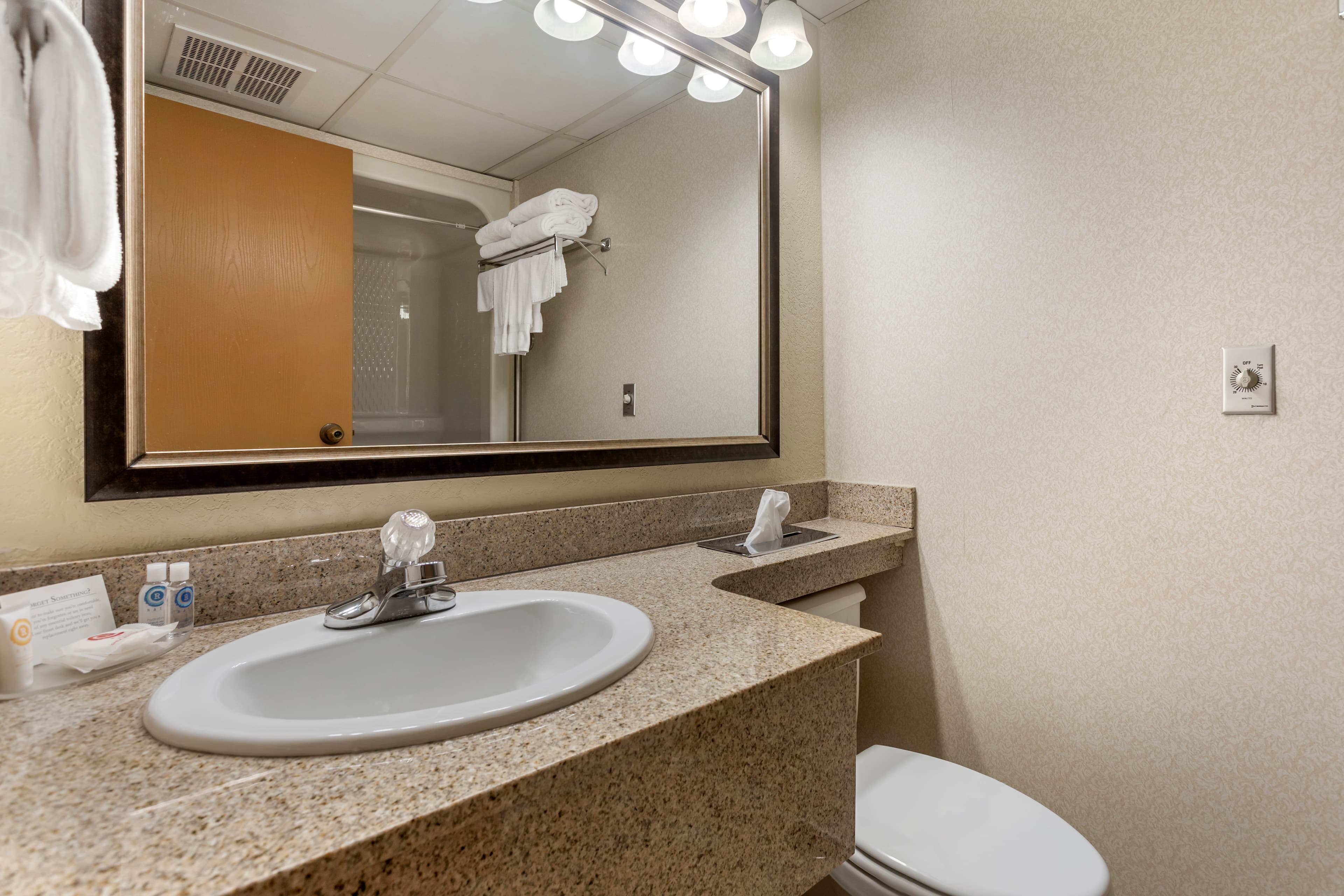 Comfort Inn at Thousand Hills — 18