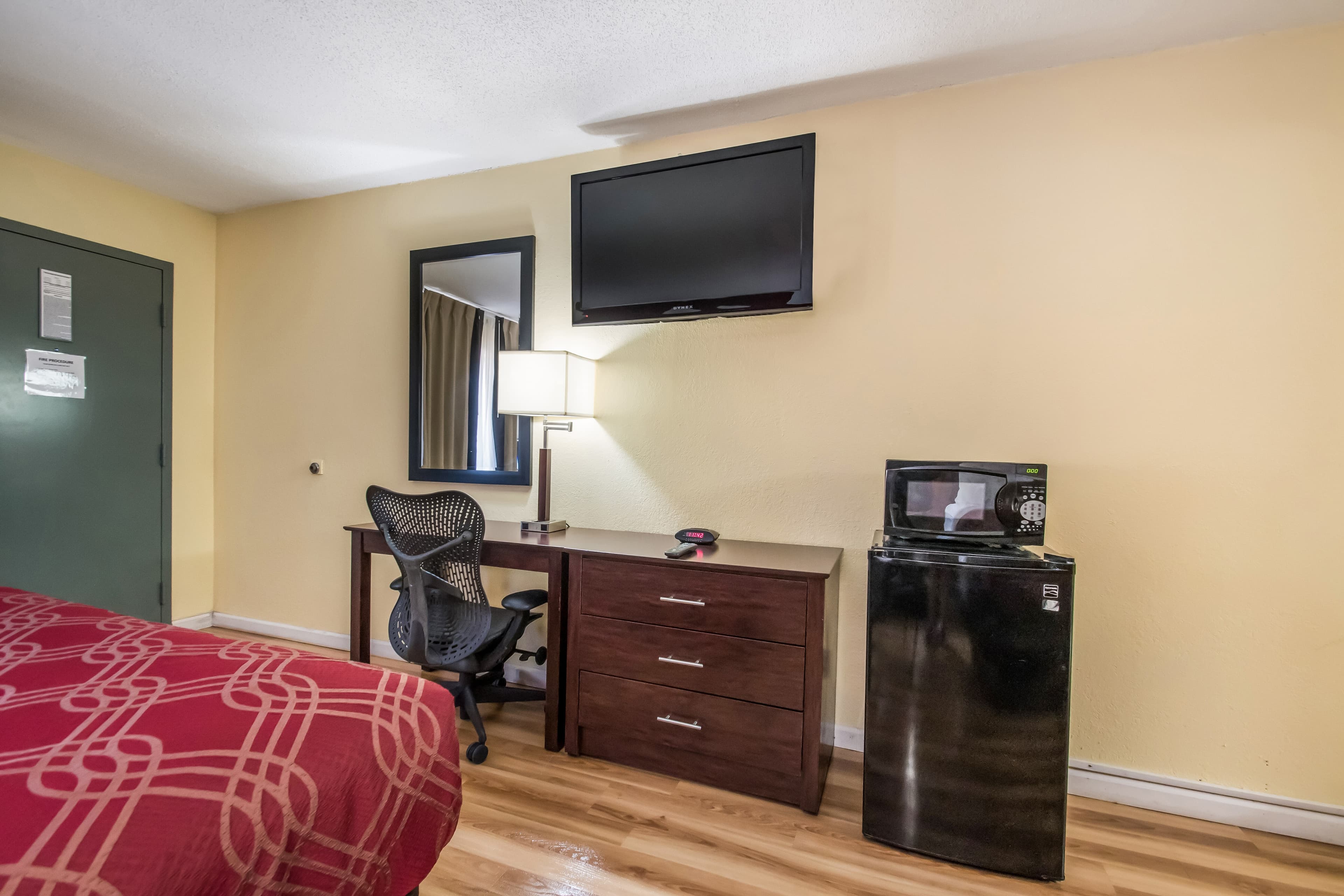 Econo Lodge Kearney - Liberty — 21