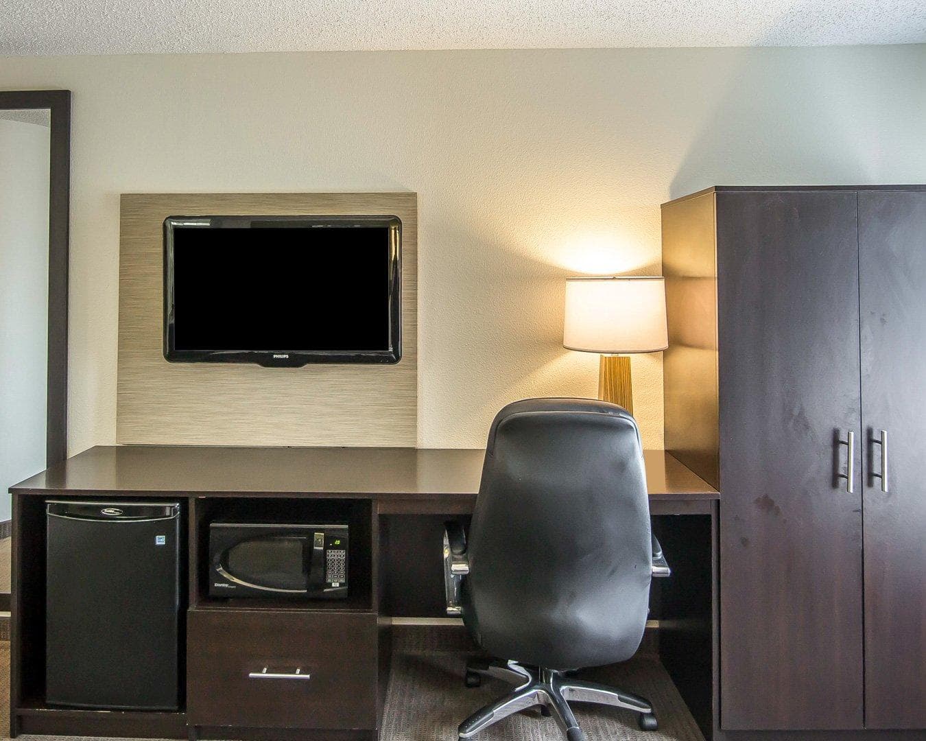 Sleep Inn South Joplin - Image 4