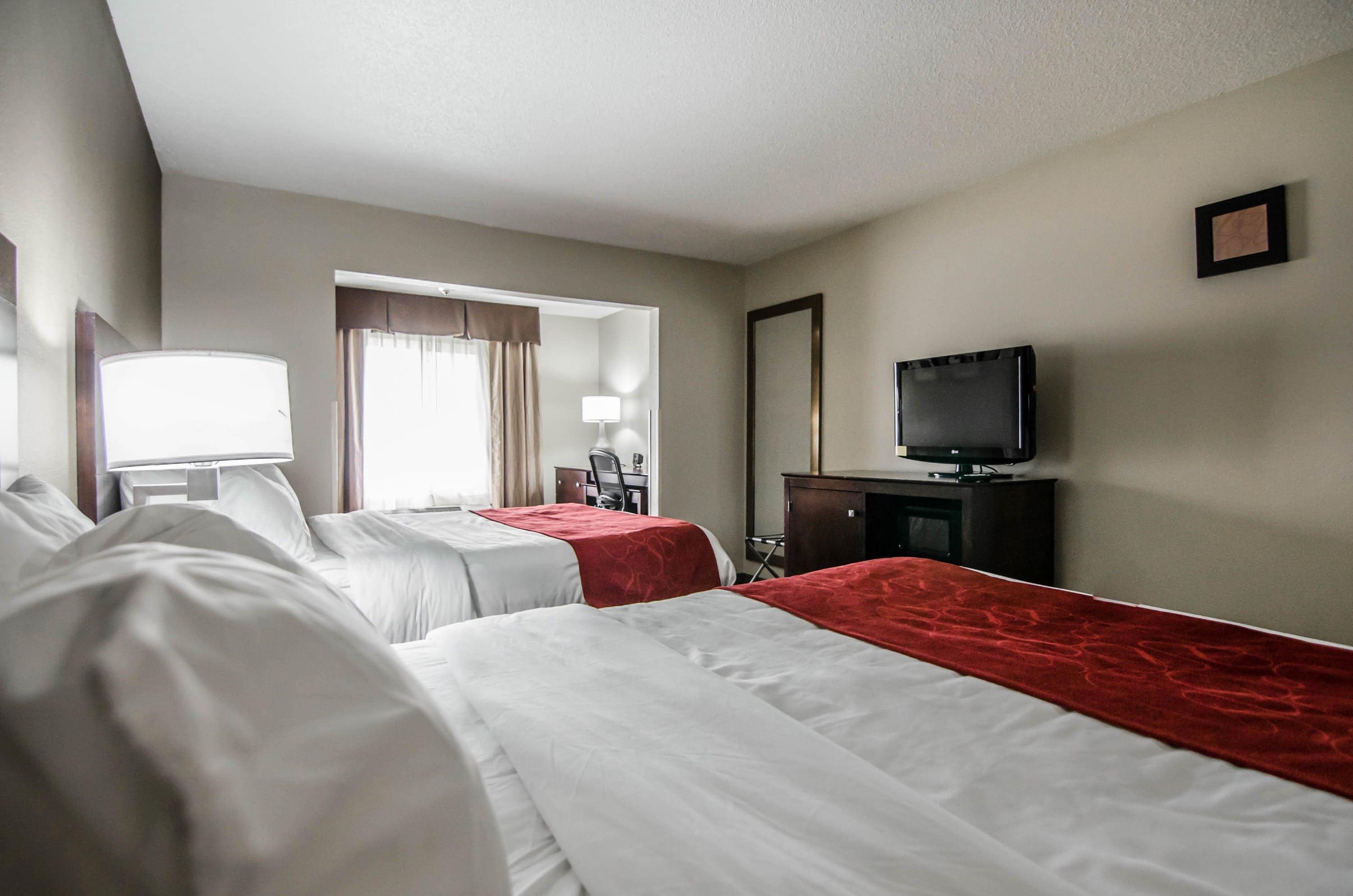 Quality Suites St. Joseph — 15