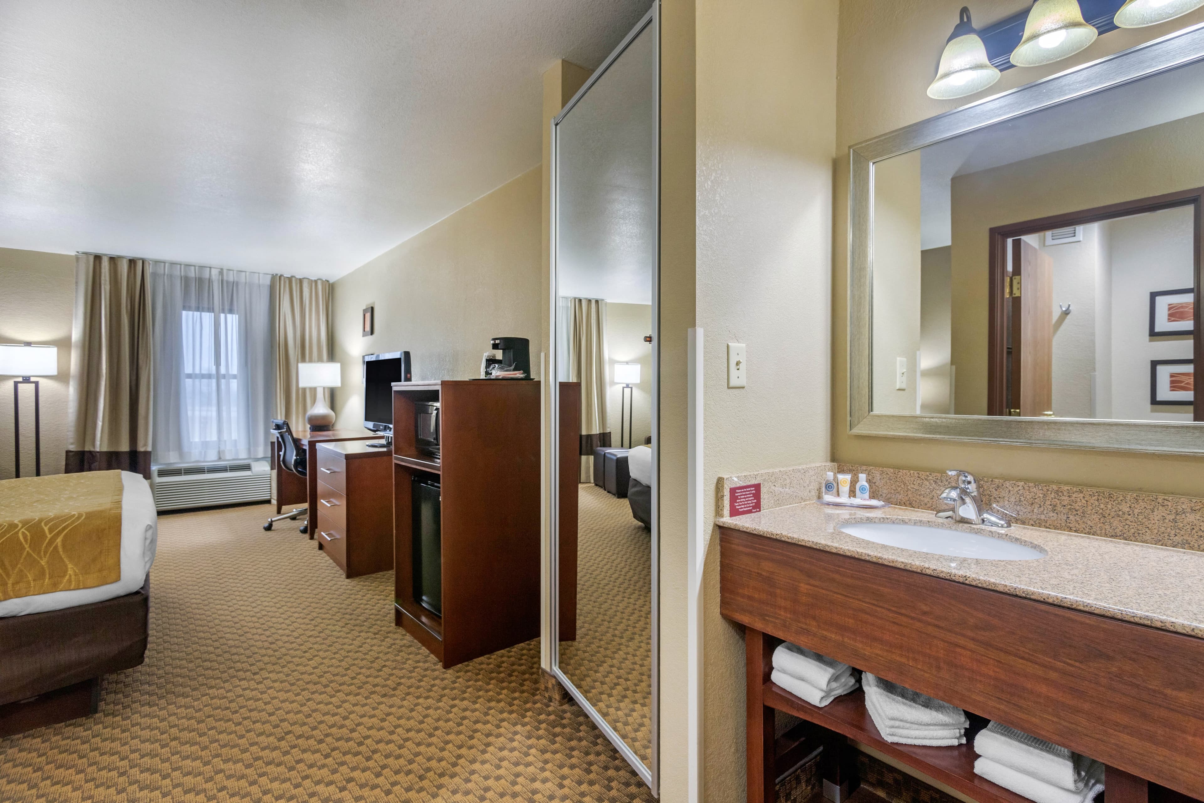 Comfort Inn & Suites Springfield I-44 — 20