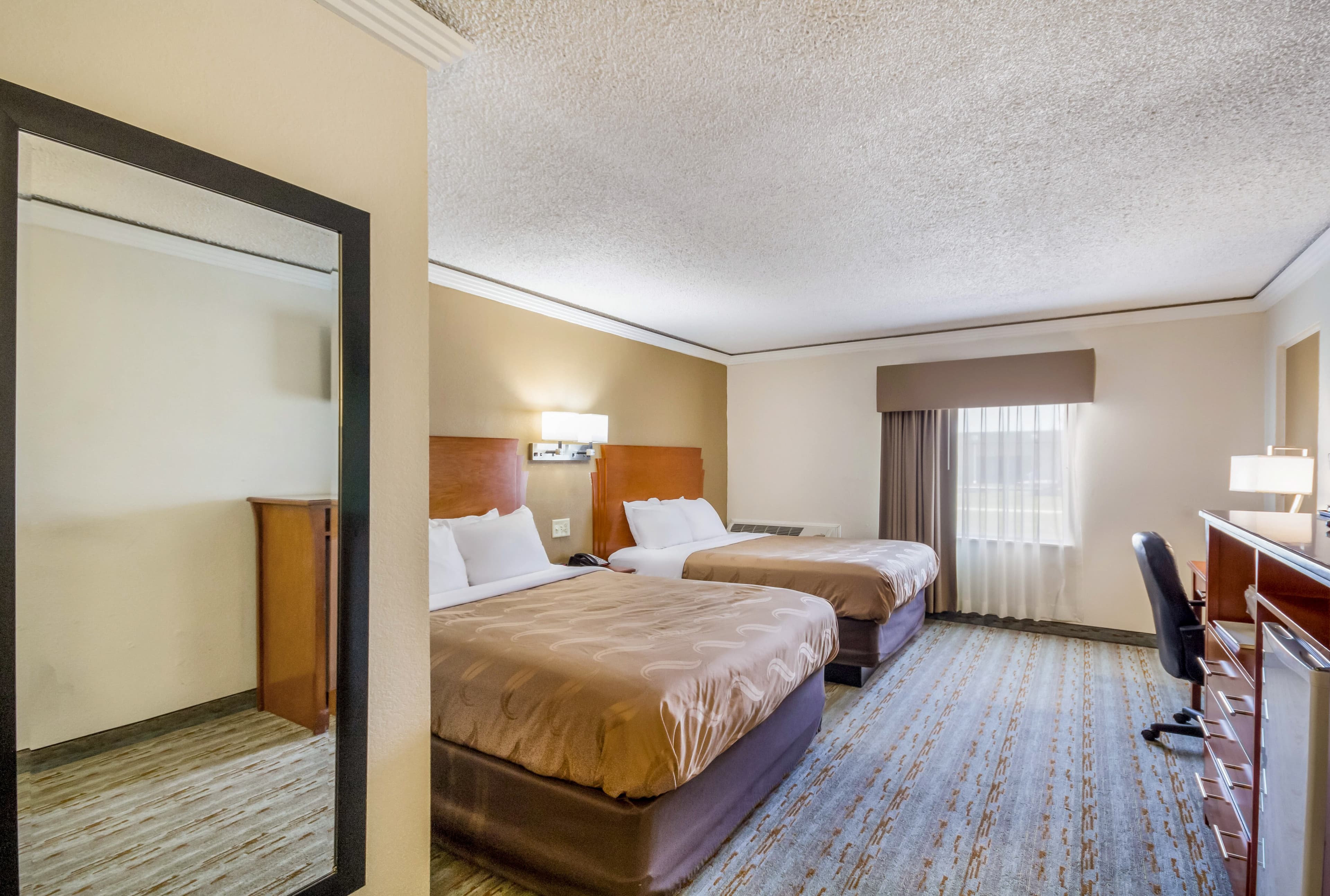 Quality Inn & Suites Kansas City - Independence I-70 East - Image 5