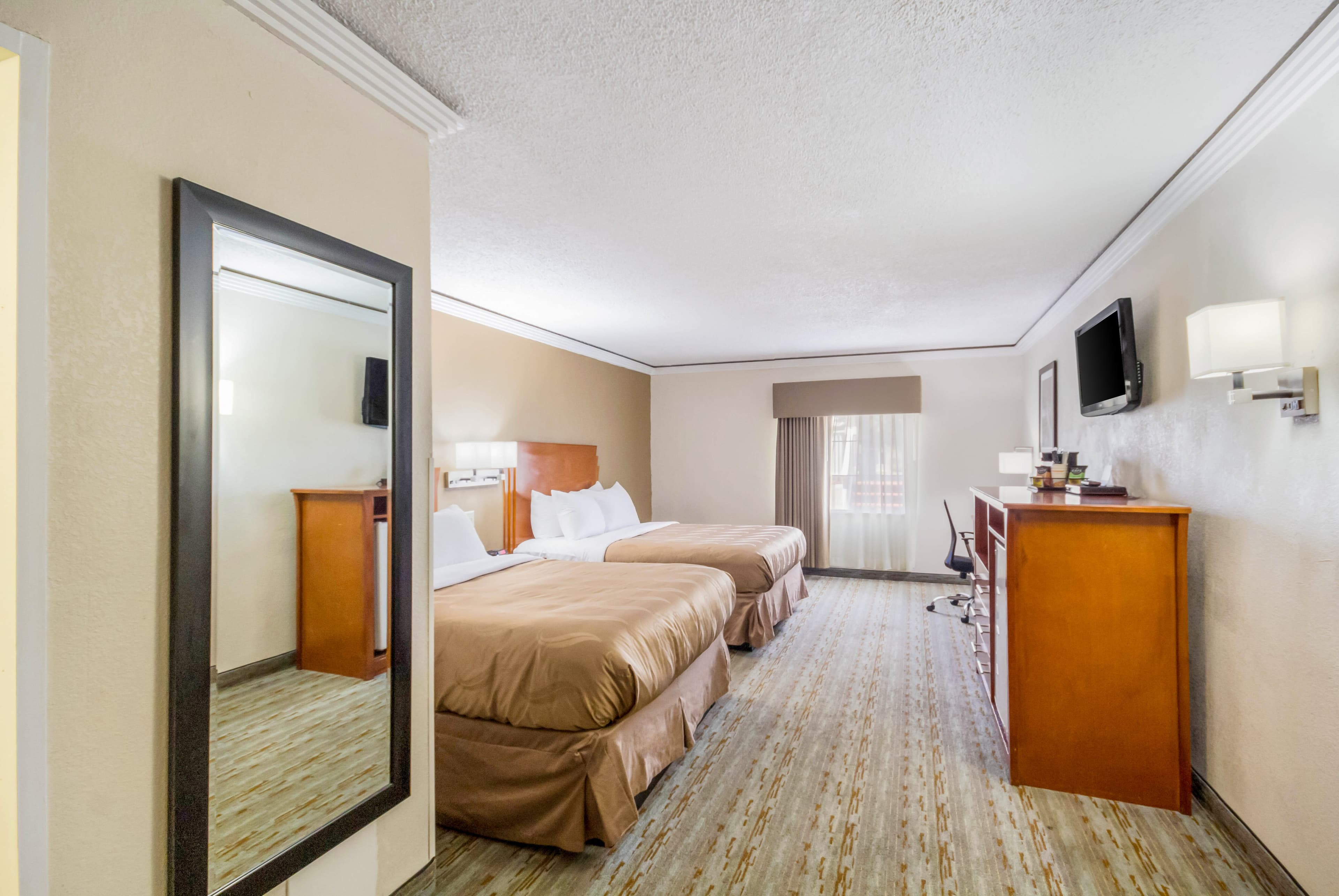 Quality Inn & Suites Kansas City - Independence I-70 East — 7