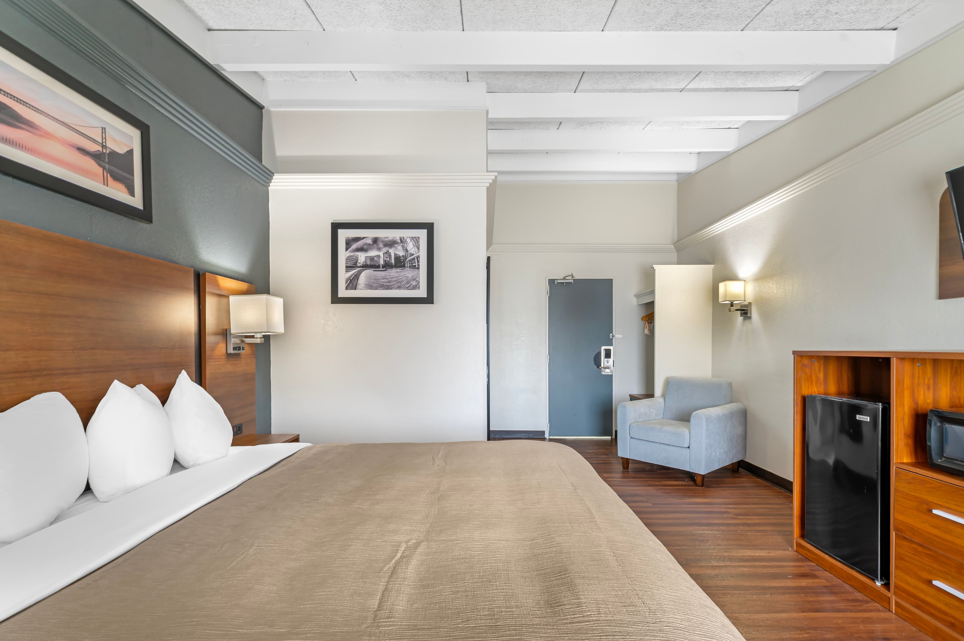 Quality Inn & Suites Kansas City - Independence I-70 East — 9