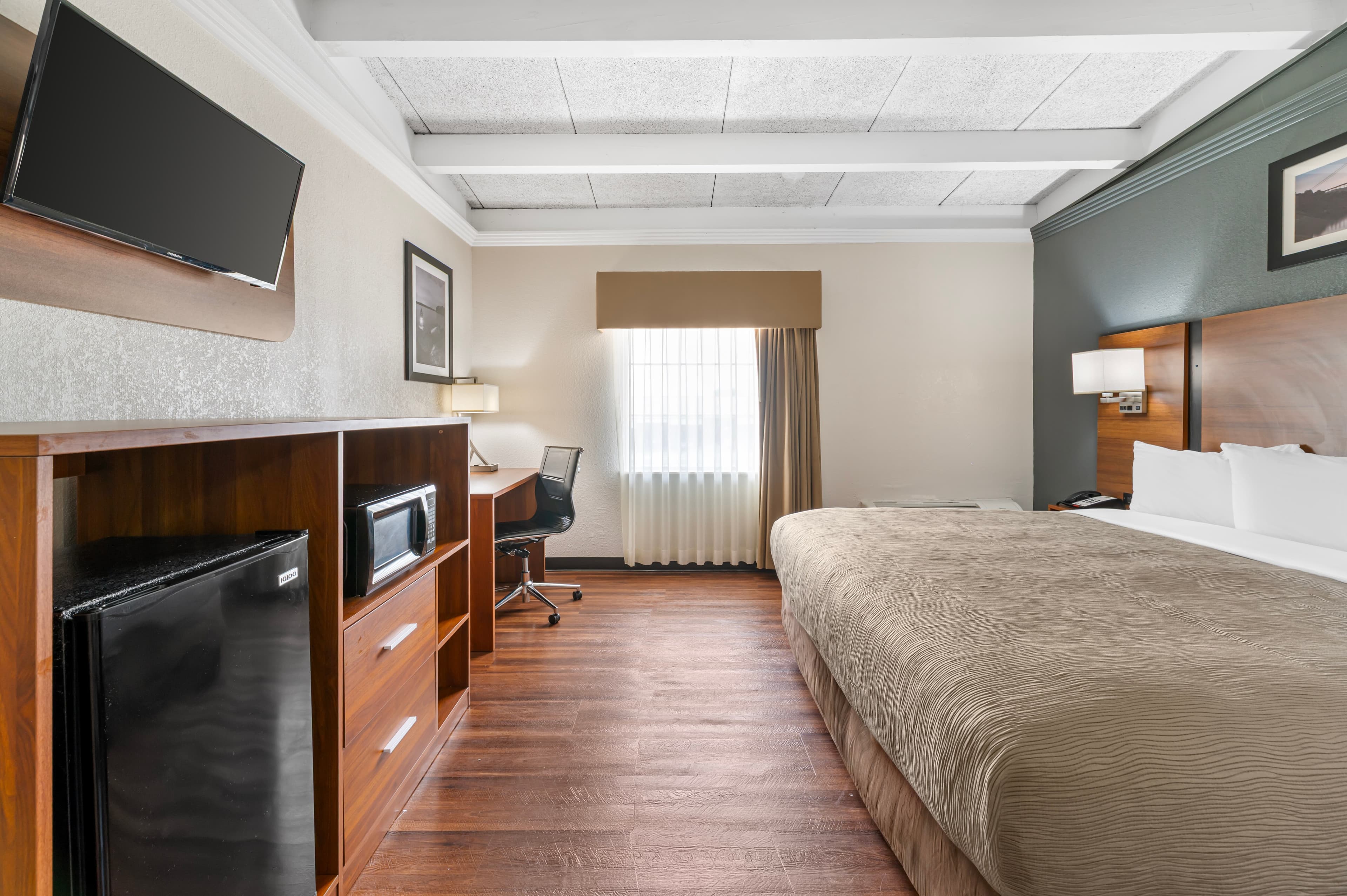 Quality Inn & Suites Kansas City - Independence I-70 East — 10