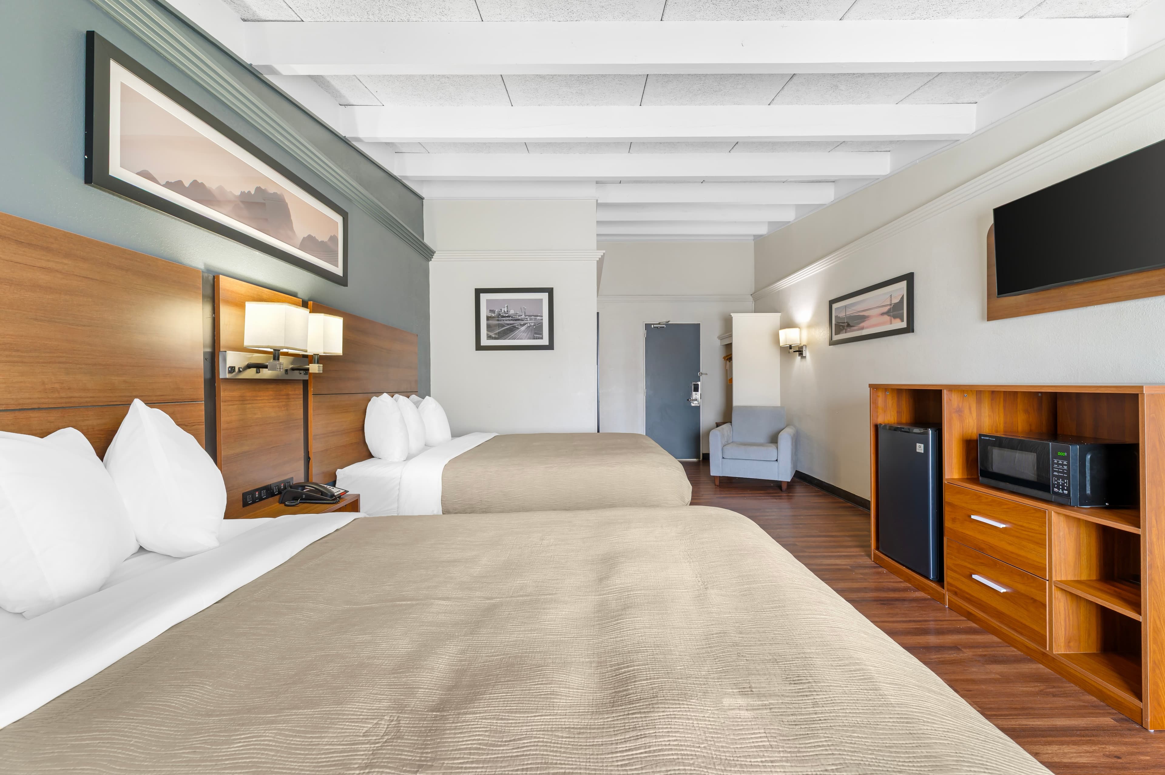 Quality Inn & Suites Kansas City - Independence I-70 East — 13