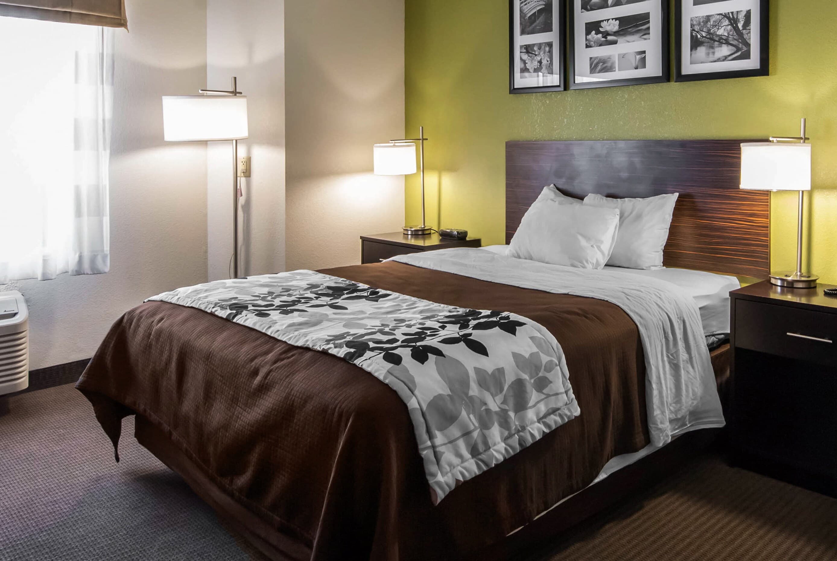 Sleep Inn Saint Charles North - Image 4