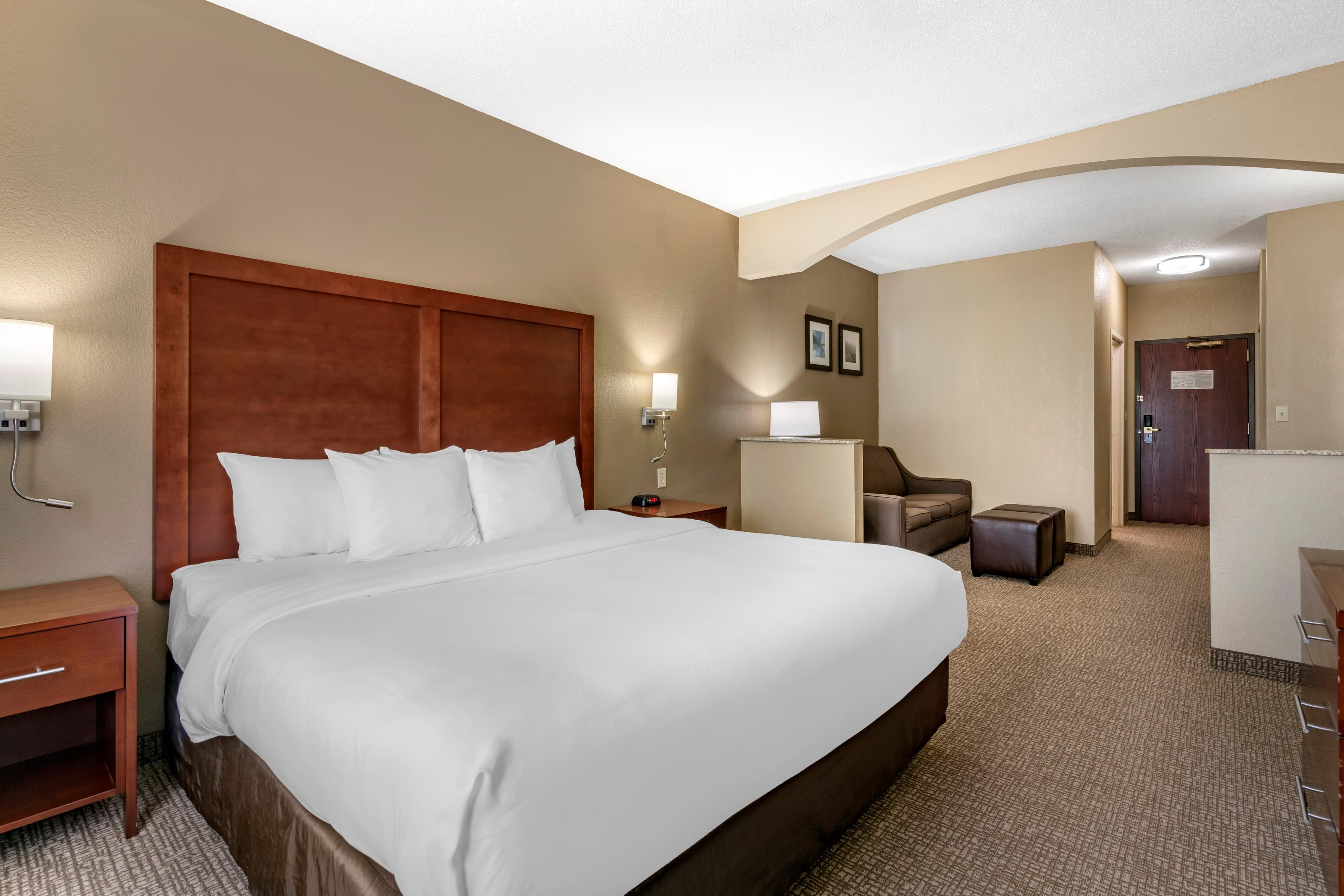 Comfort Inn & Suites St. Louis-O'Fallon - Image 1