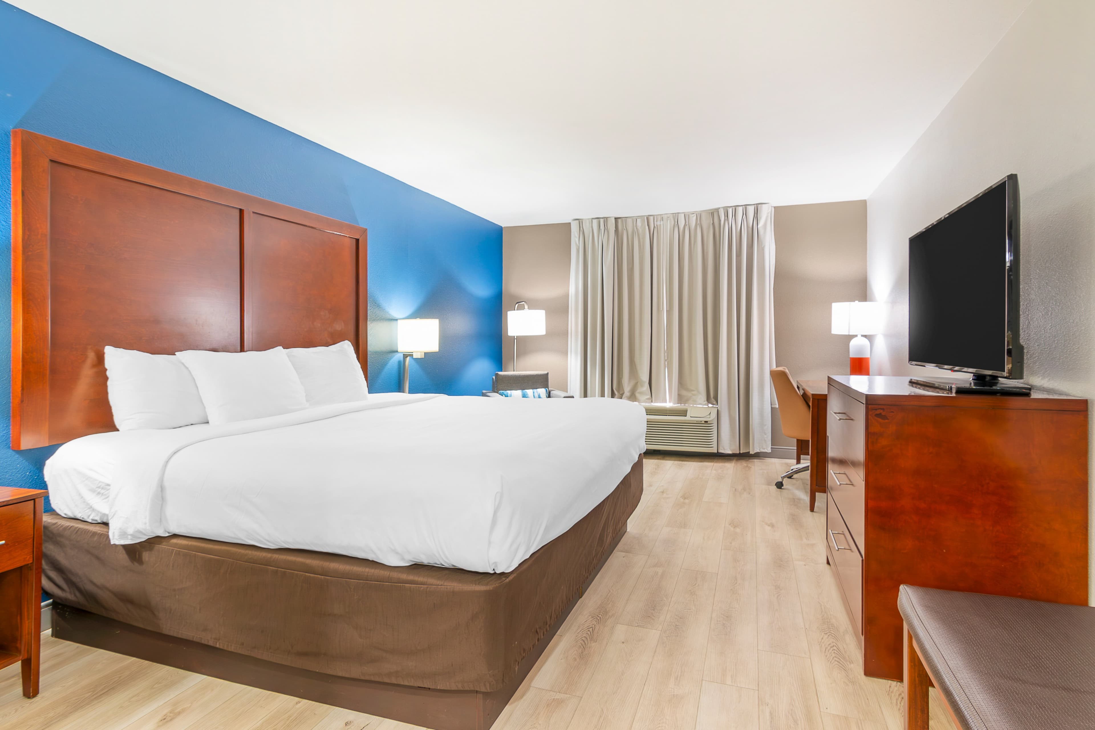 Comfort Inn Near Six Flags St. Louis — 7