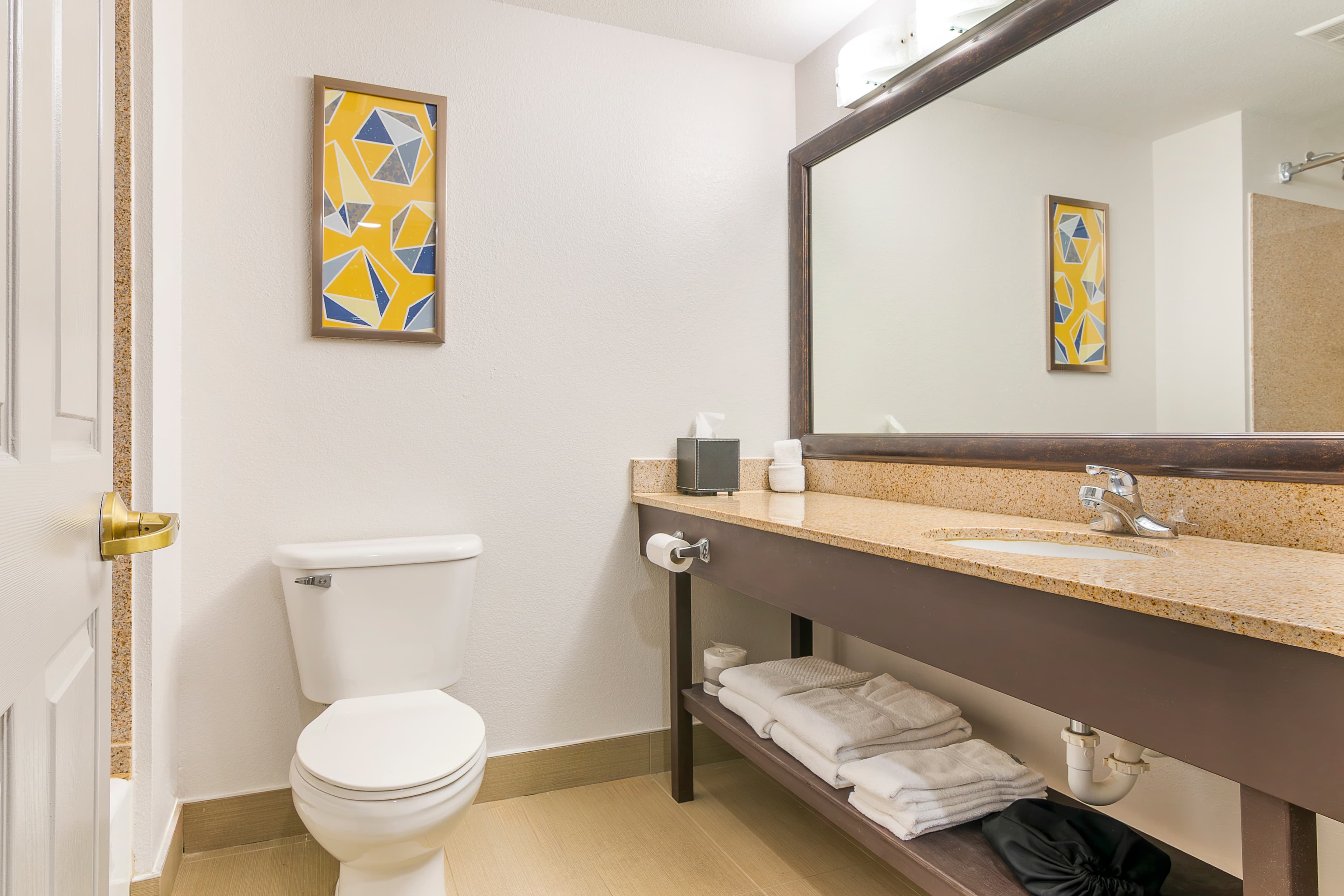 Comfort Inn Near Six Flags St. Louis — 14