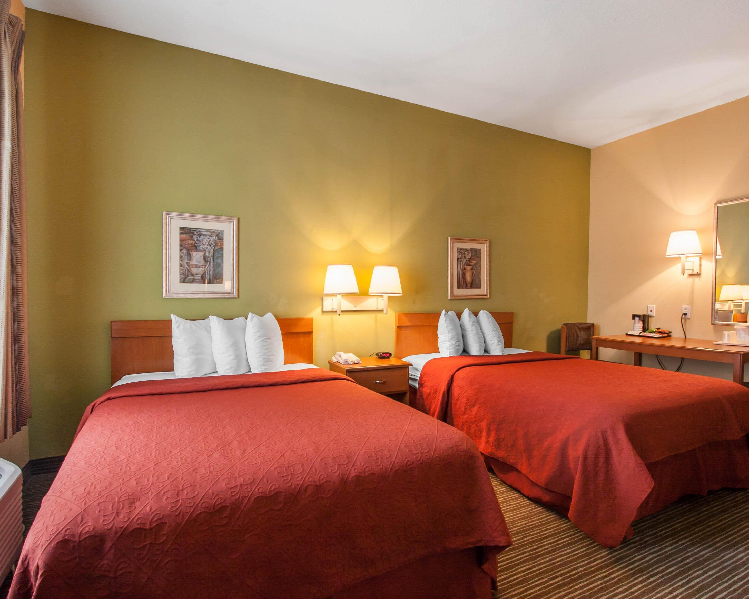 Quality Inn Joplin I-44 - Image 2