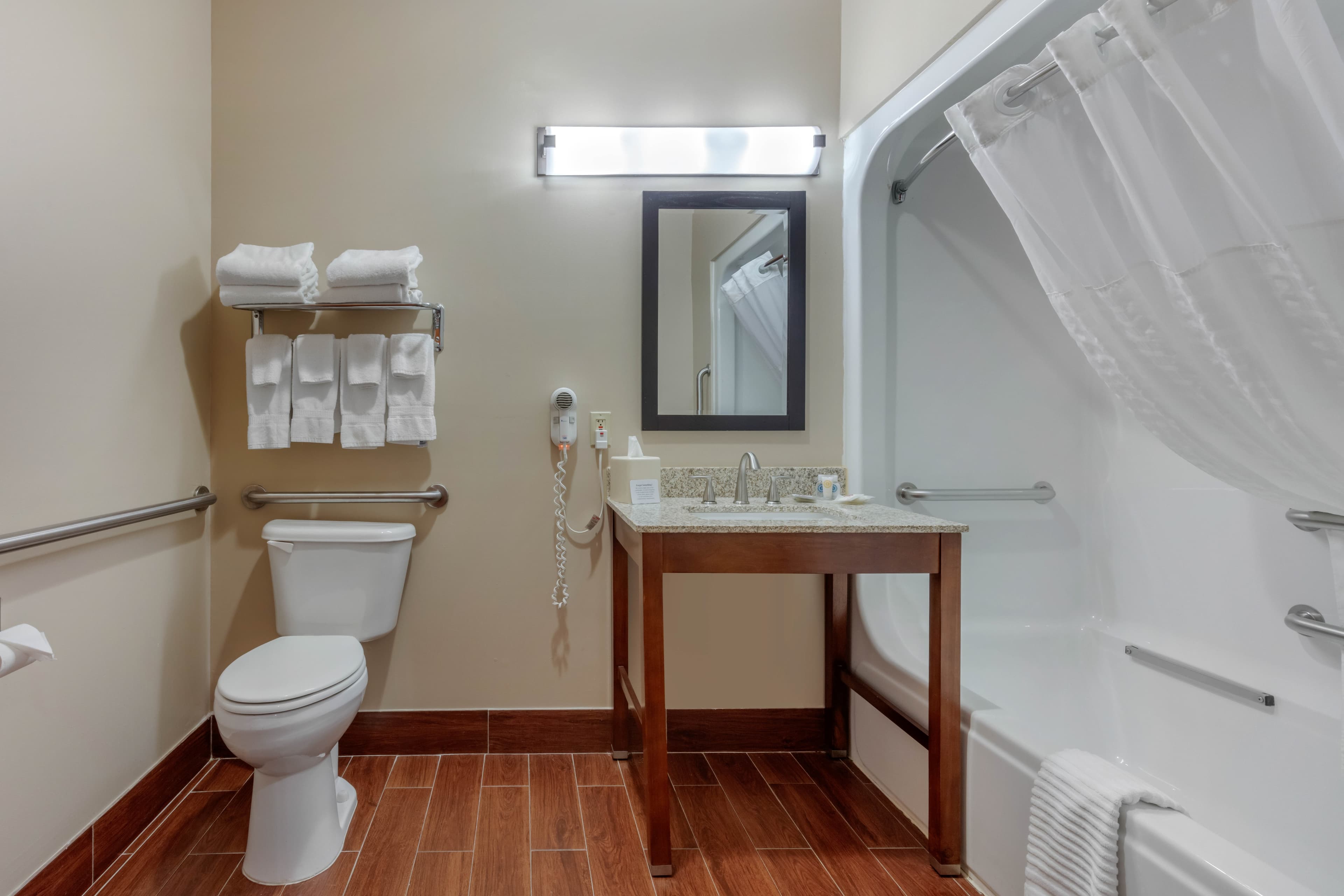 Comfort Suites Rolla — 6