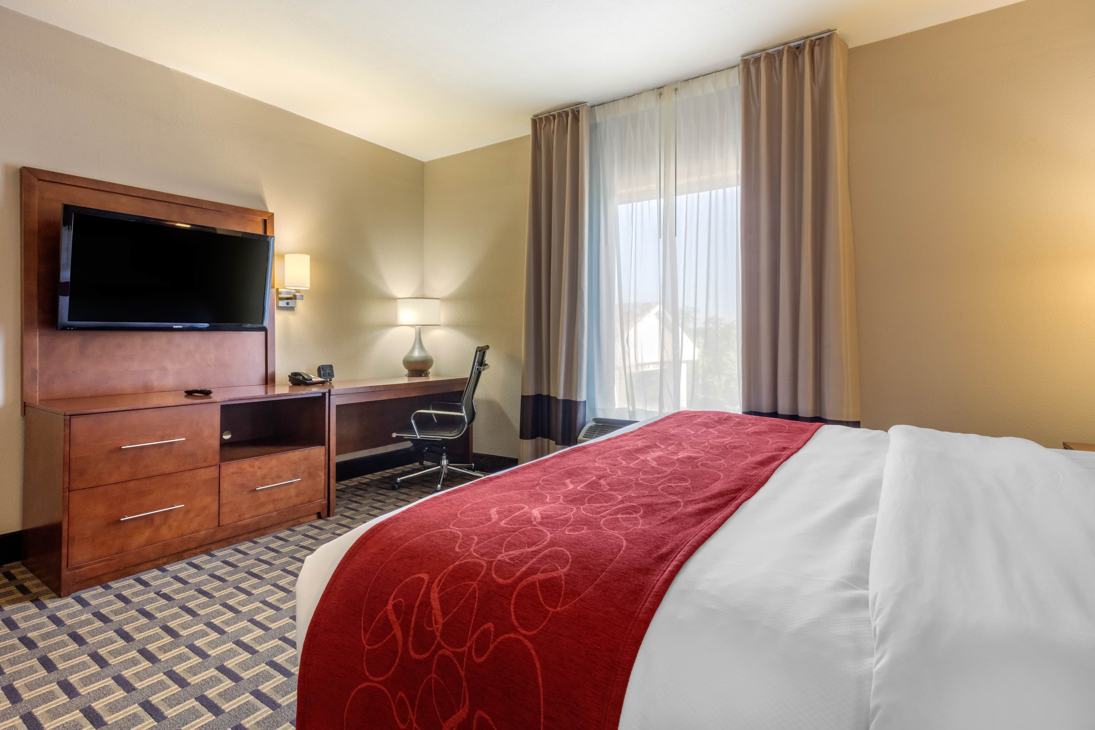 Comfort Suites Rolla — 13