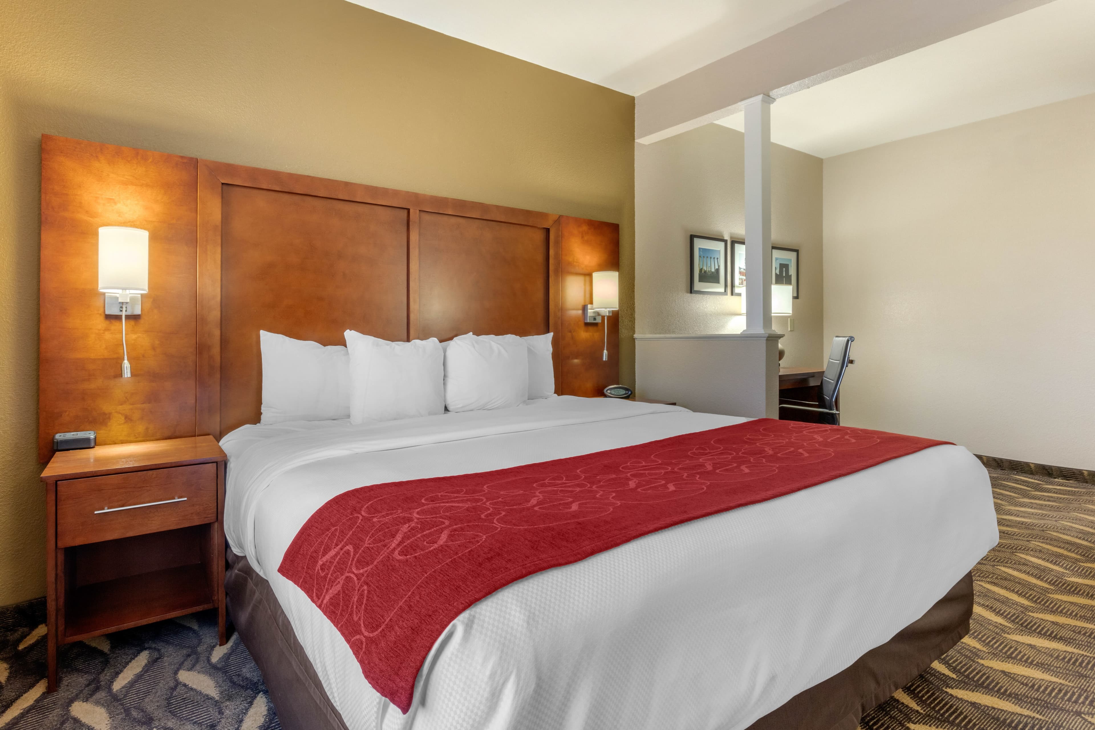 Comfort Suites Rolla — 26