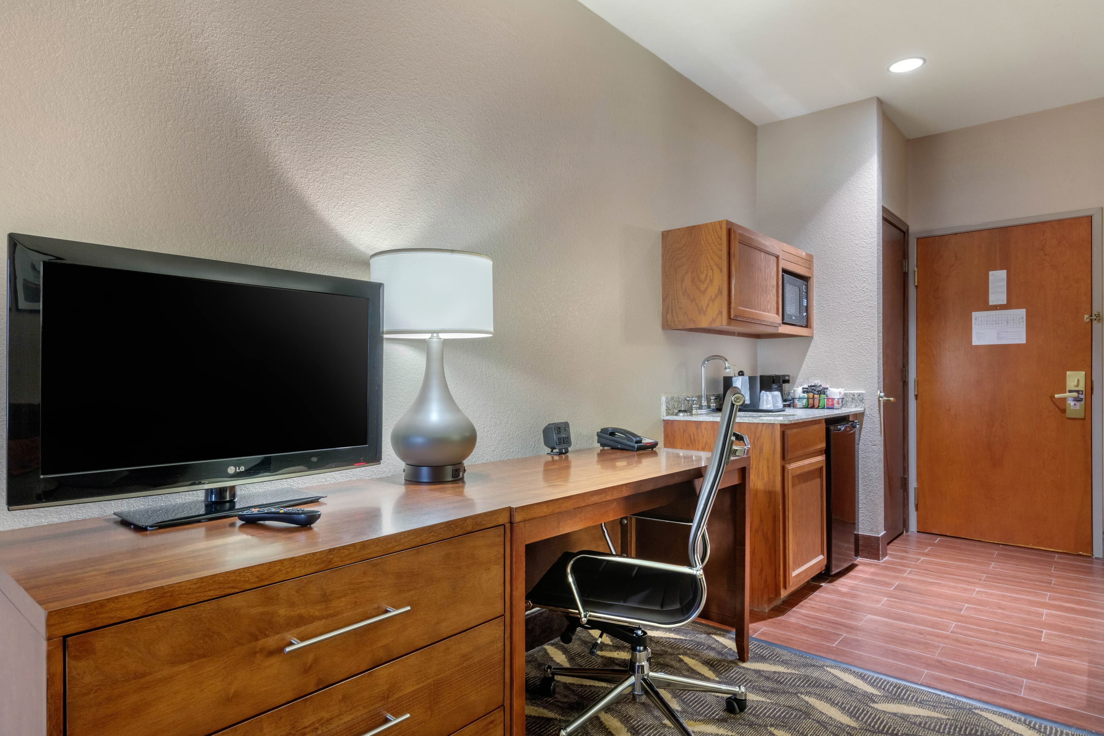 Comfort Suites Rolla — 37