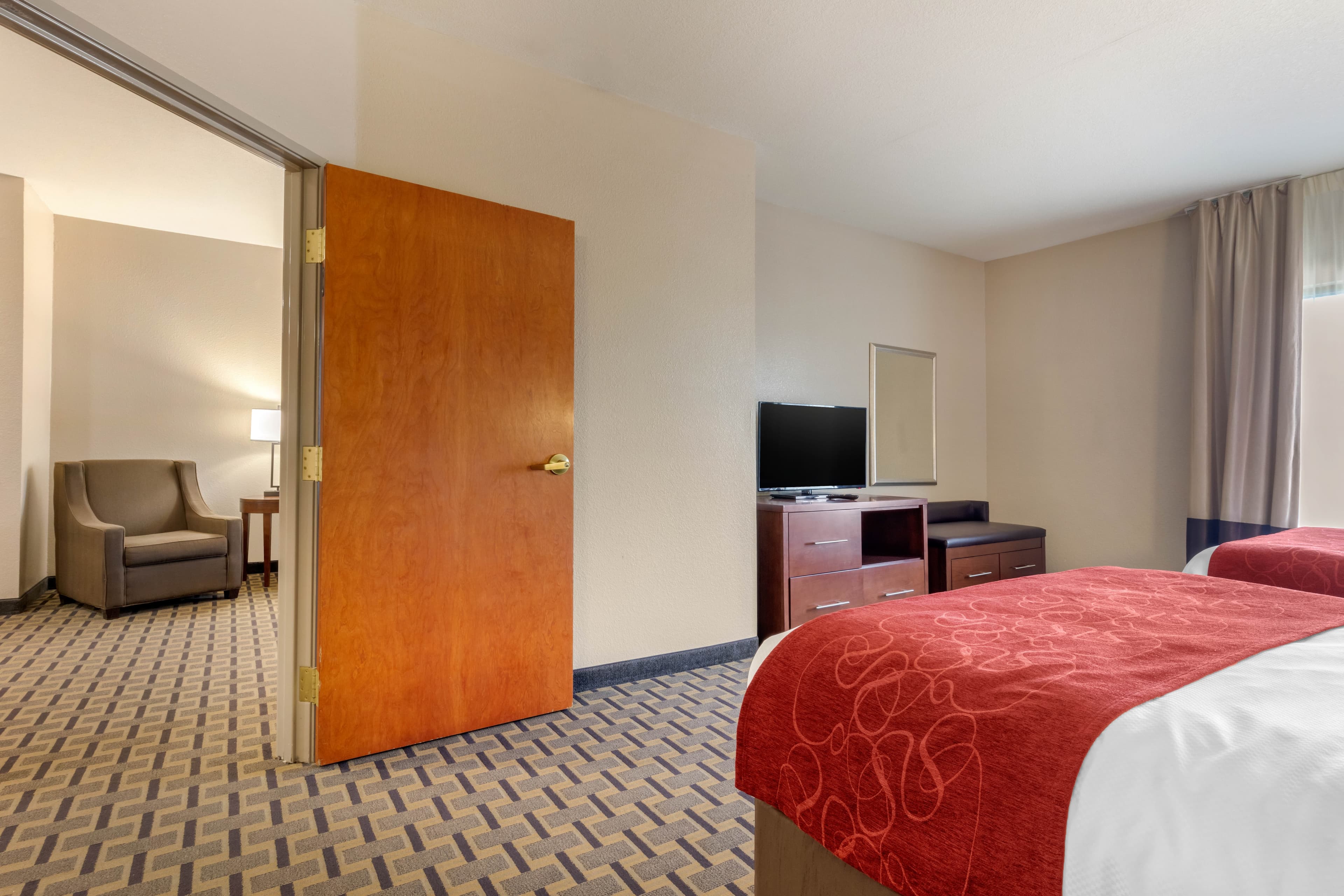 Comfort Suites Rolla — 19