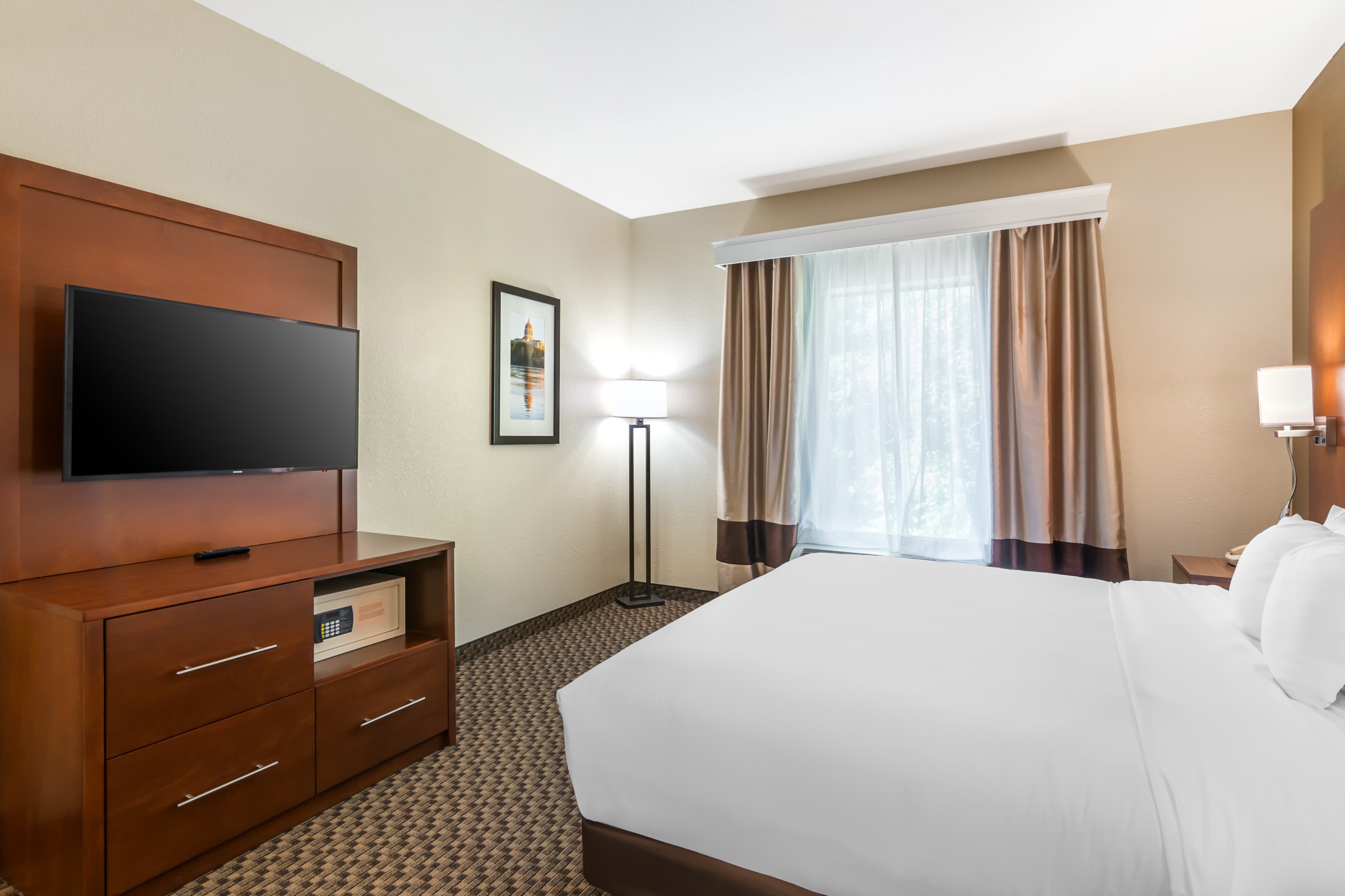Comfort Suites Jefferson City - Image 5