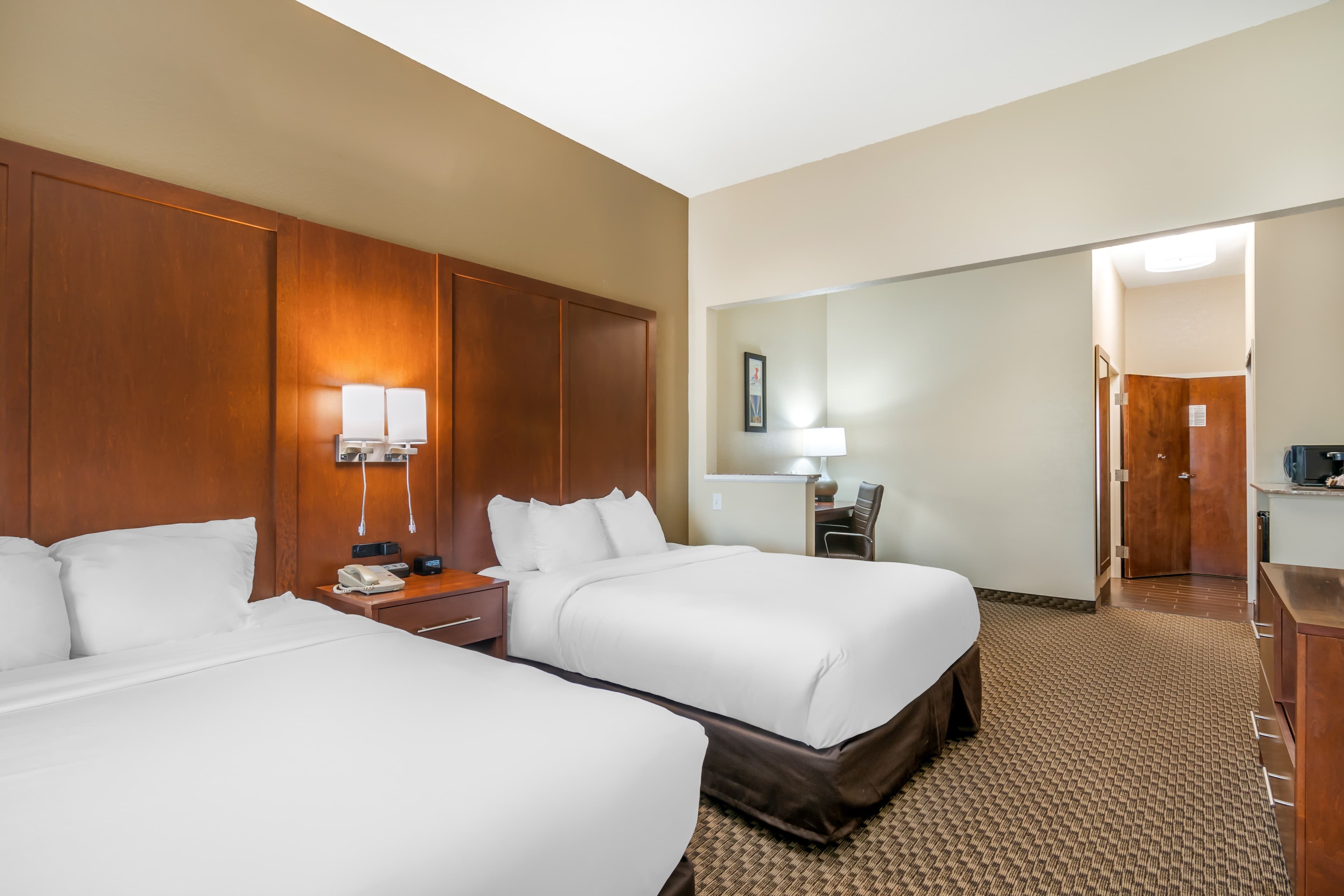 Comfort Suites Jefferson City — 11