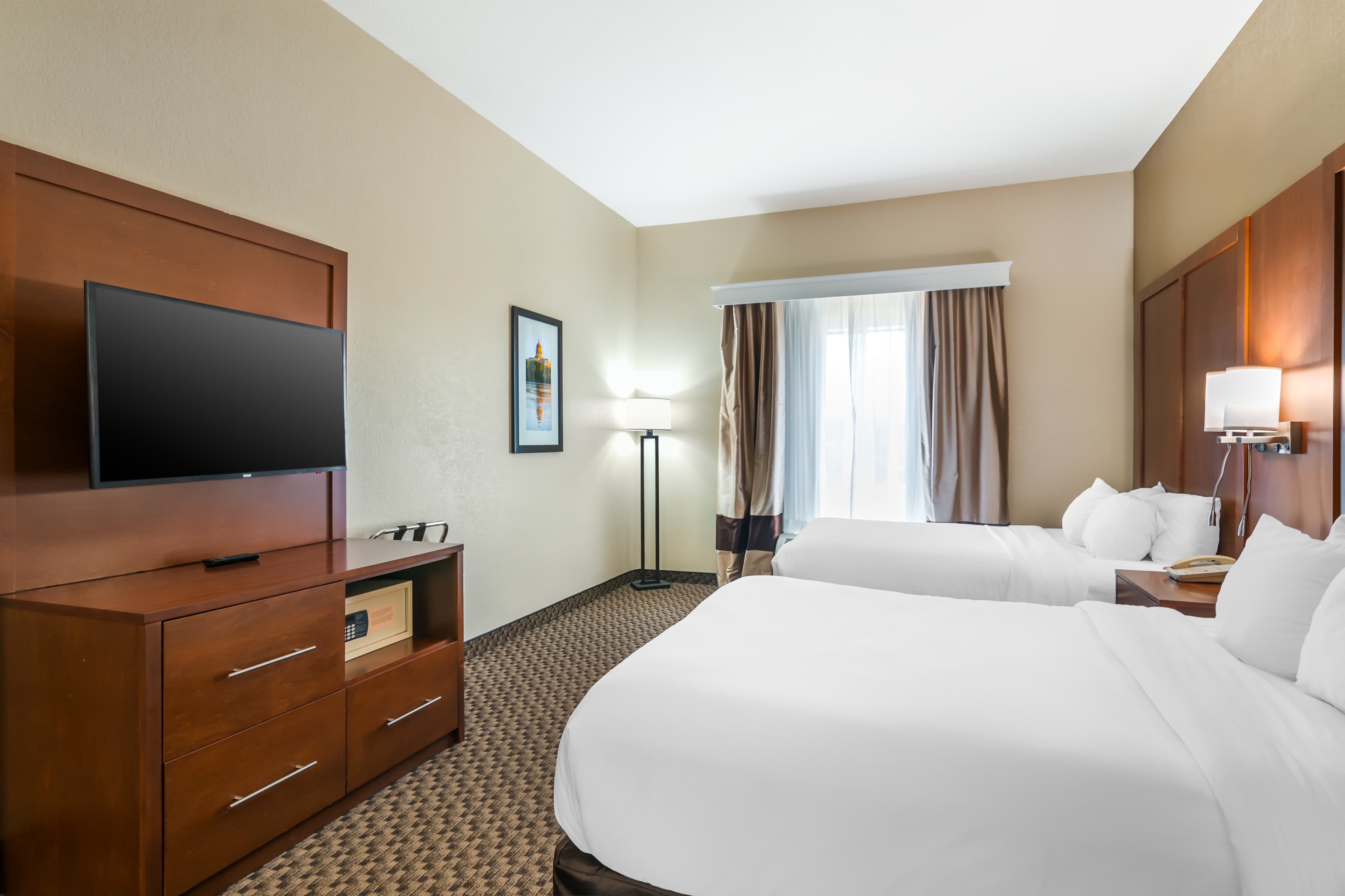 Comfort Suites Jefferson City — 12