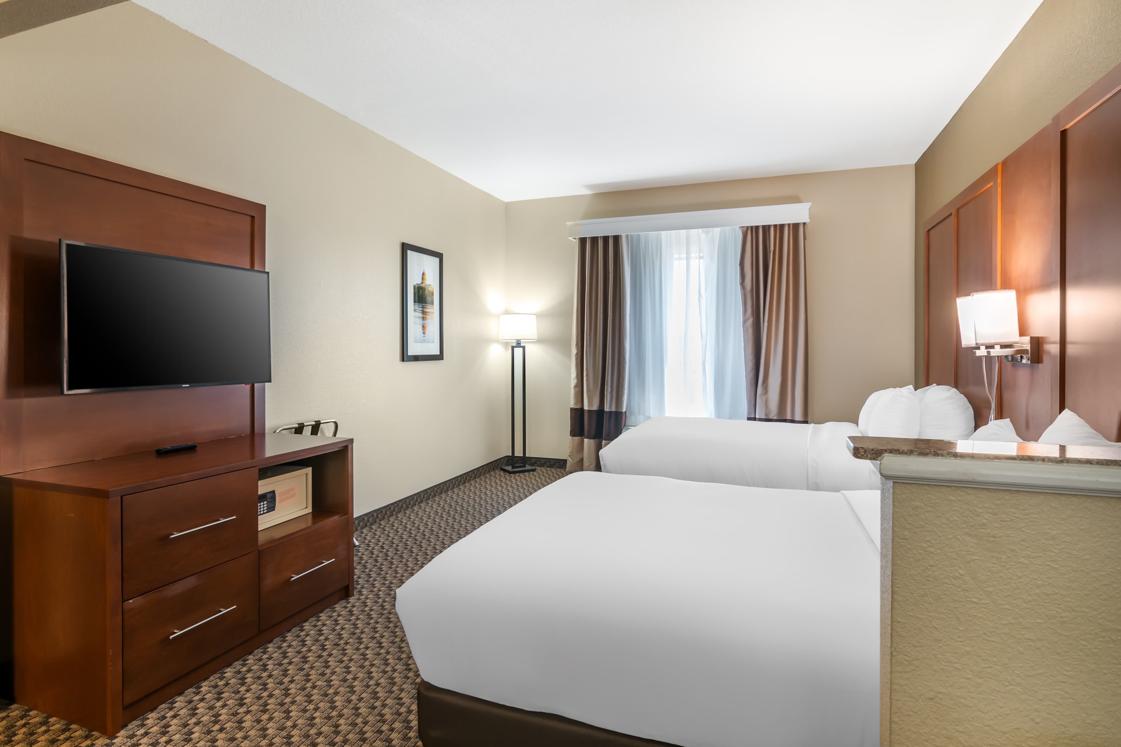 Comfort Suites Jefferson City — 14