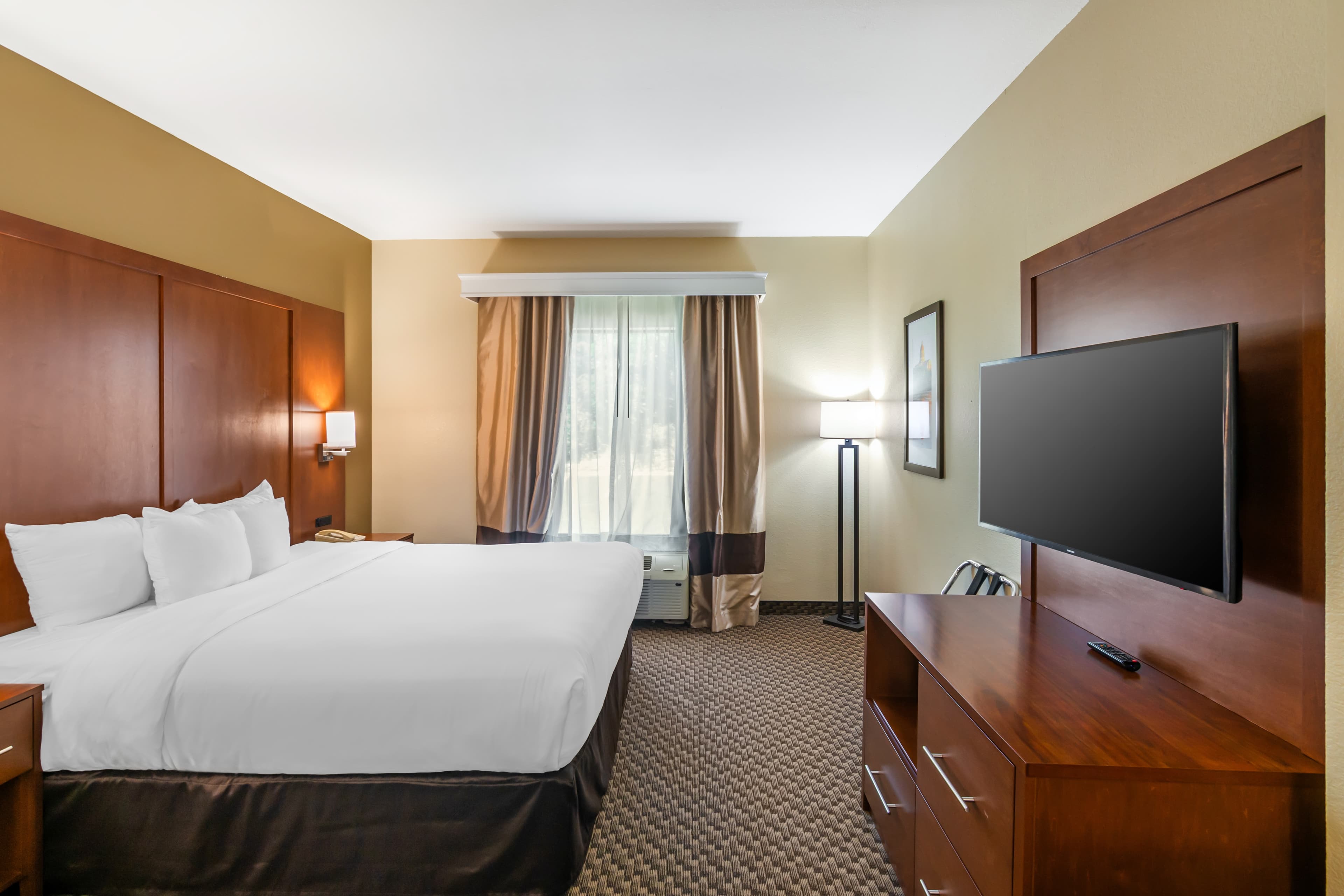 Comfort Suites Jefferson City — 18