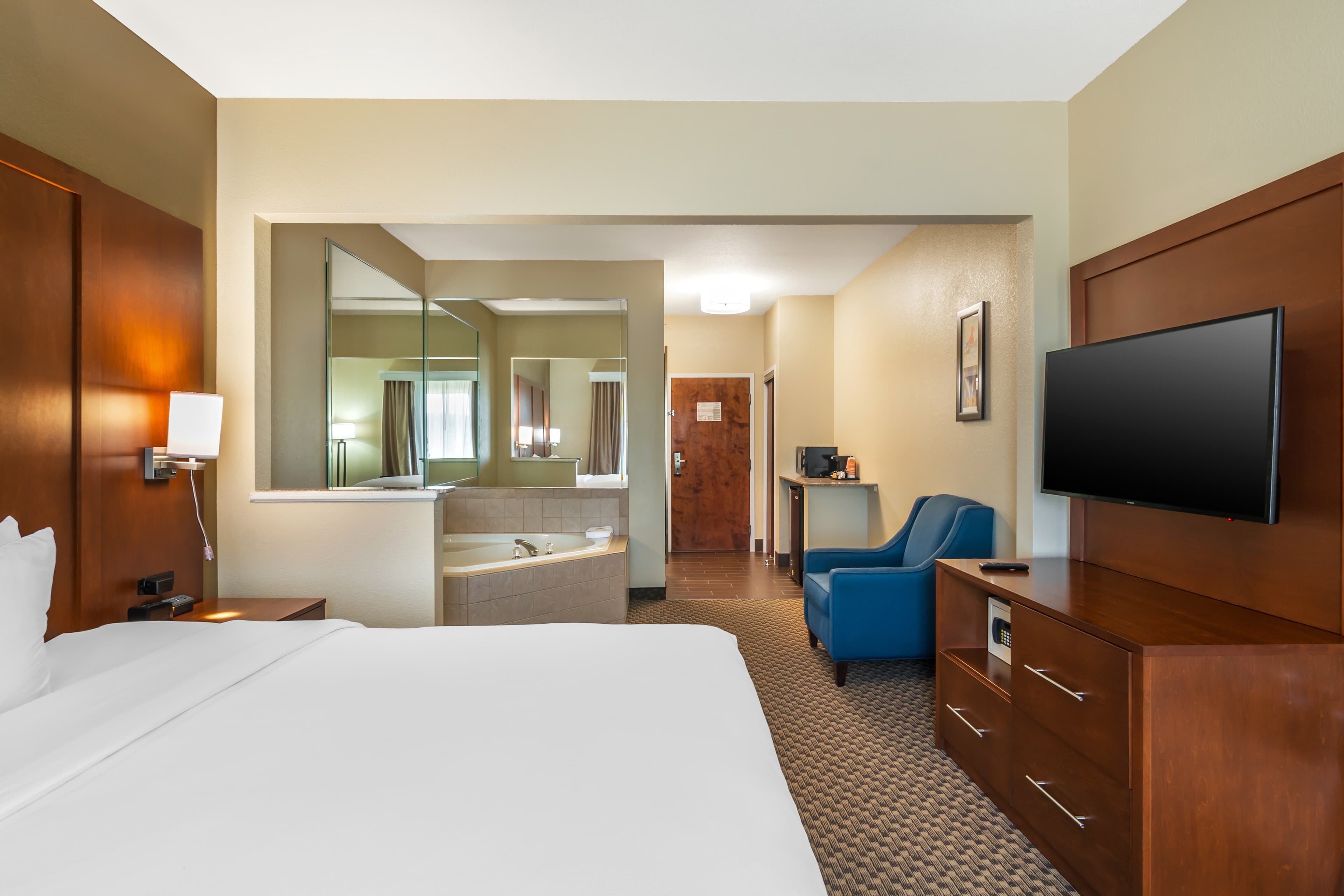 Comfort Suites Jefferson City — 25
