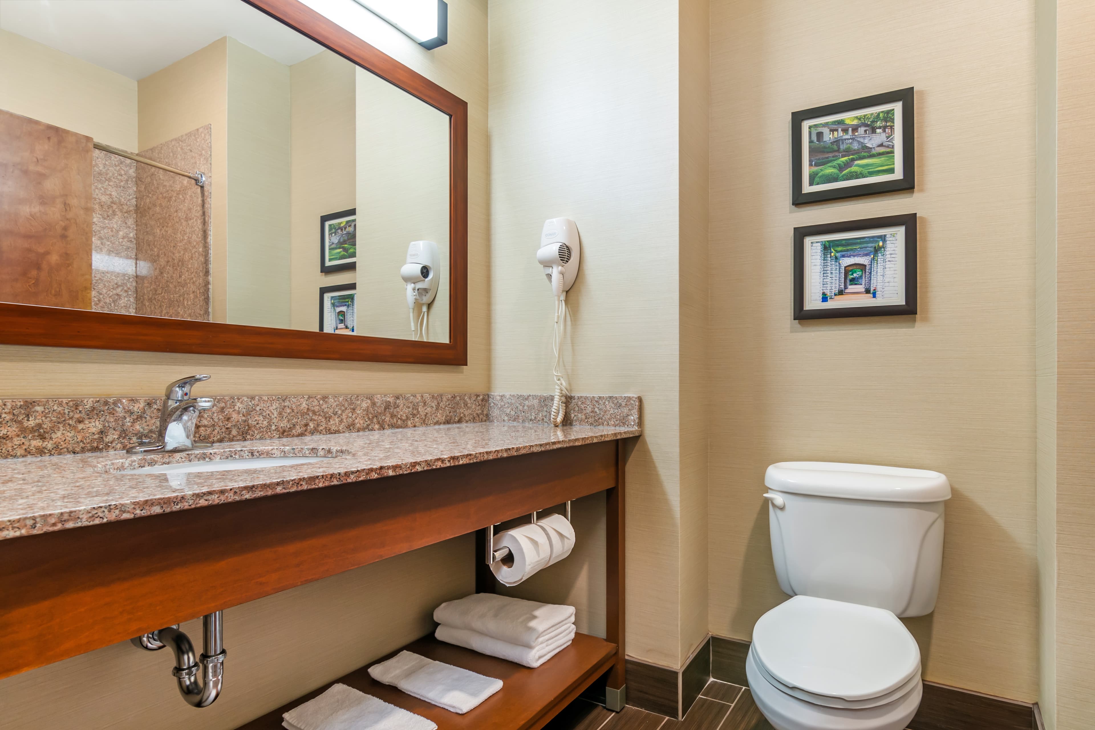 Comfort Suites Jefferson City — 24