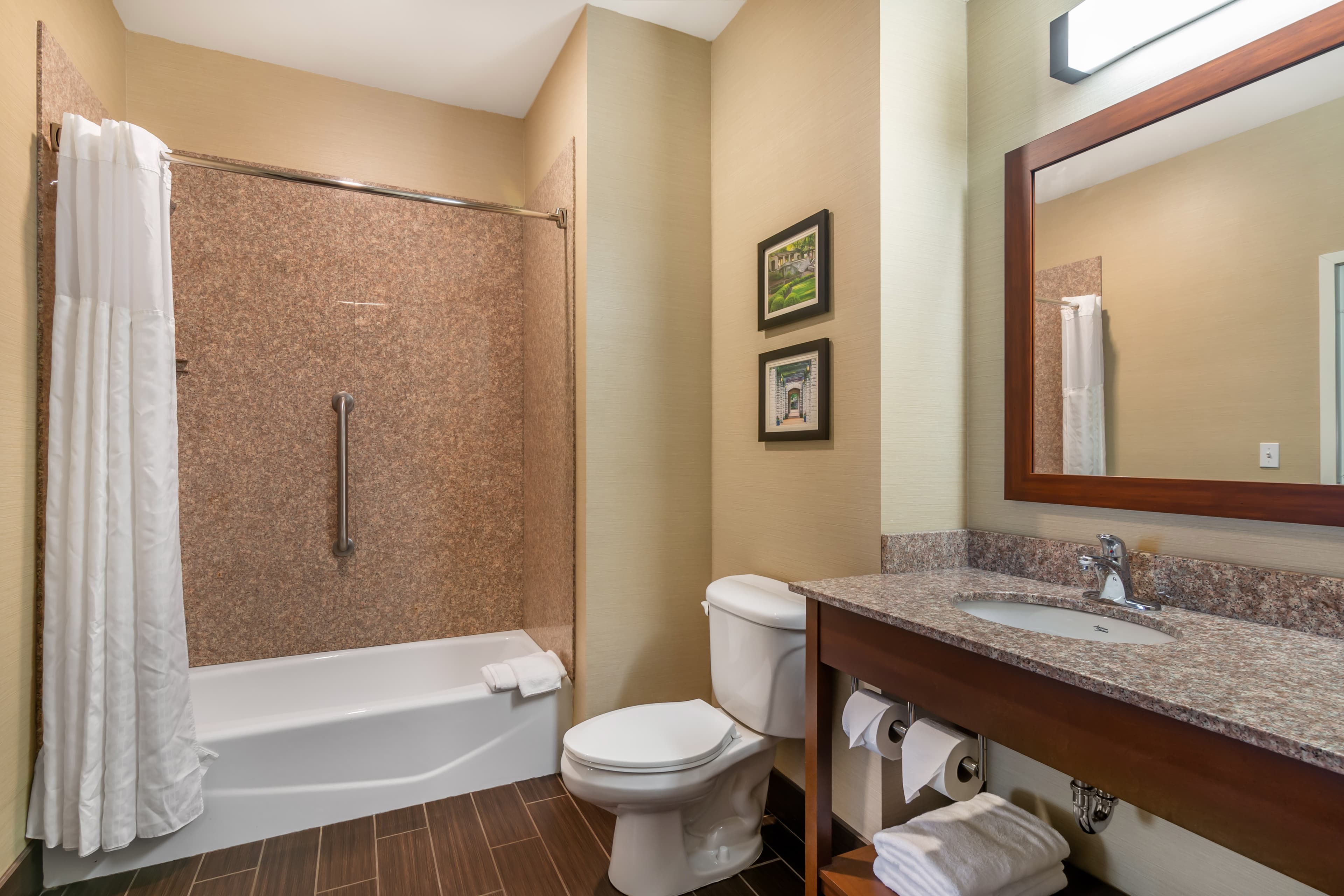 Comfort Suites Jefferson City — 33