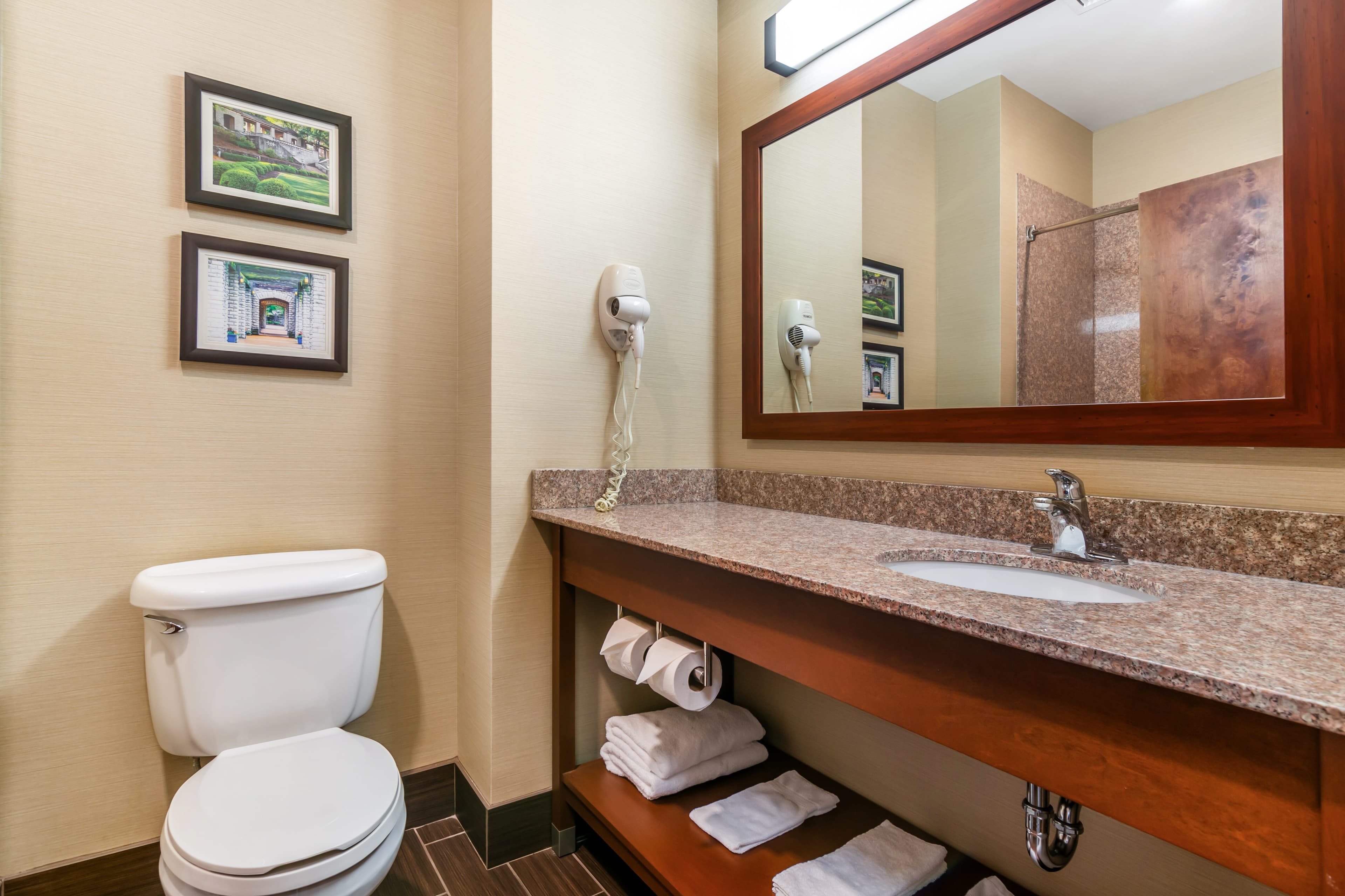 Comfort Suites Jefferson City — 37