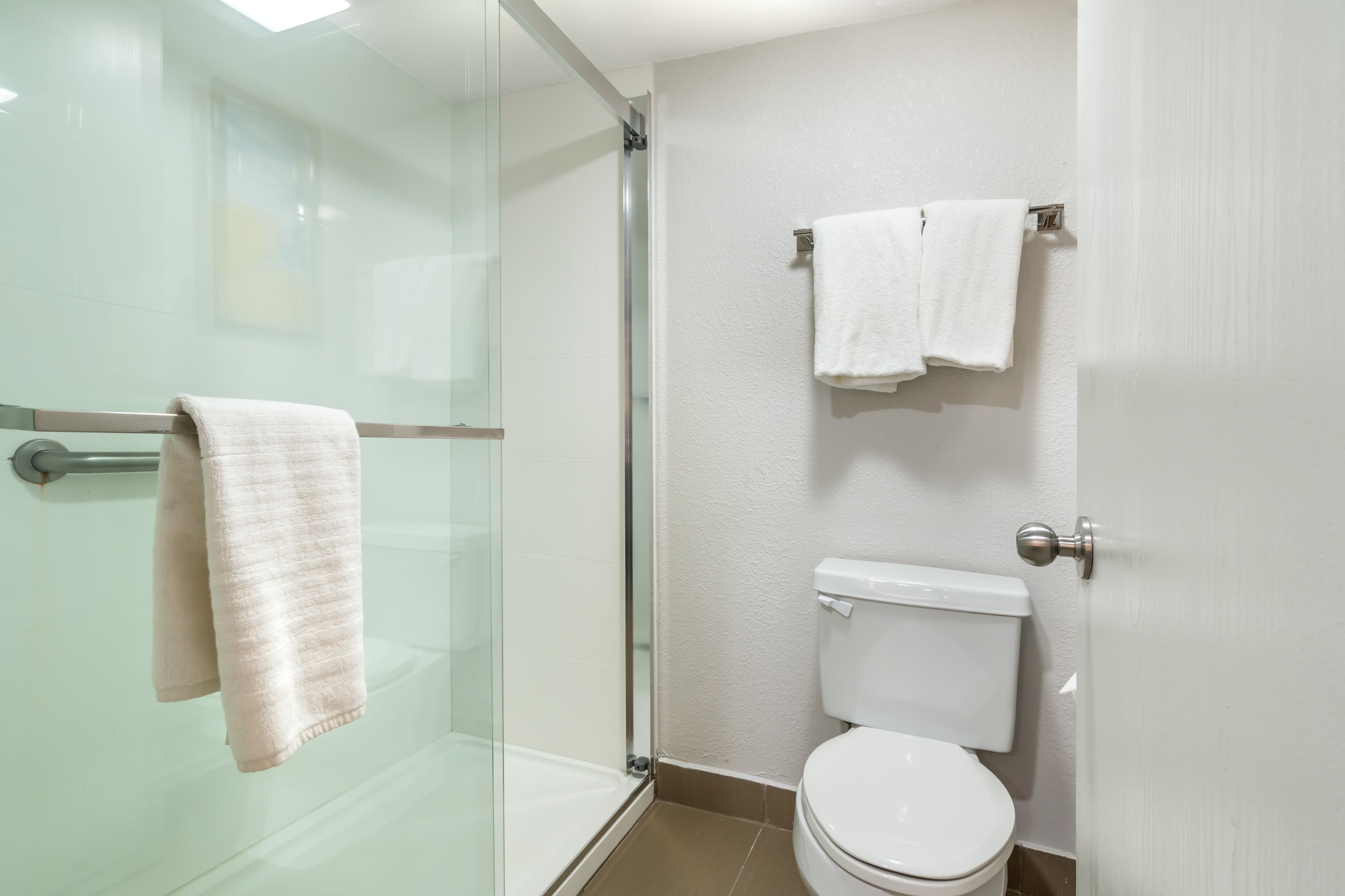 Comfort Inn & Suites Chesterfield - St. Louis - Image 4