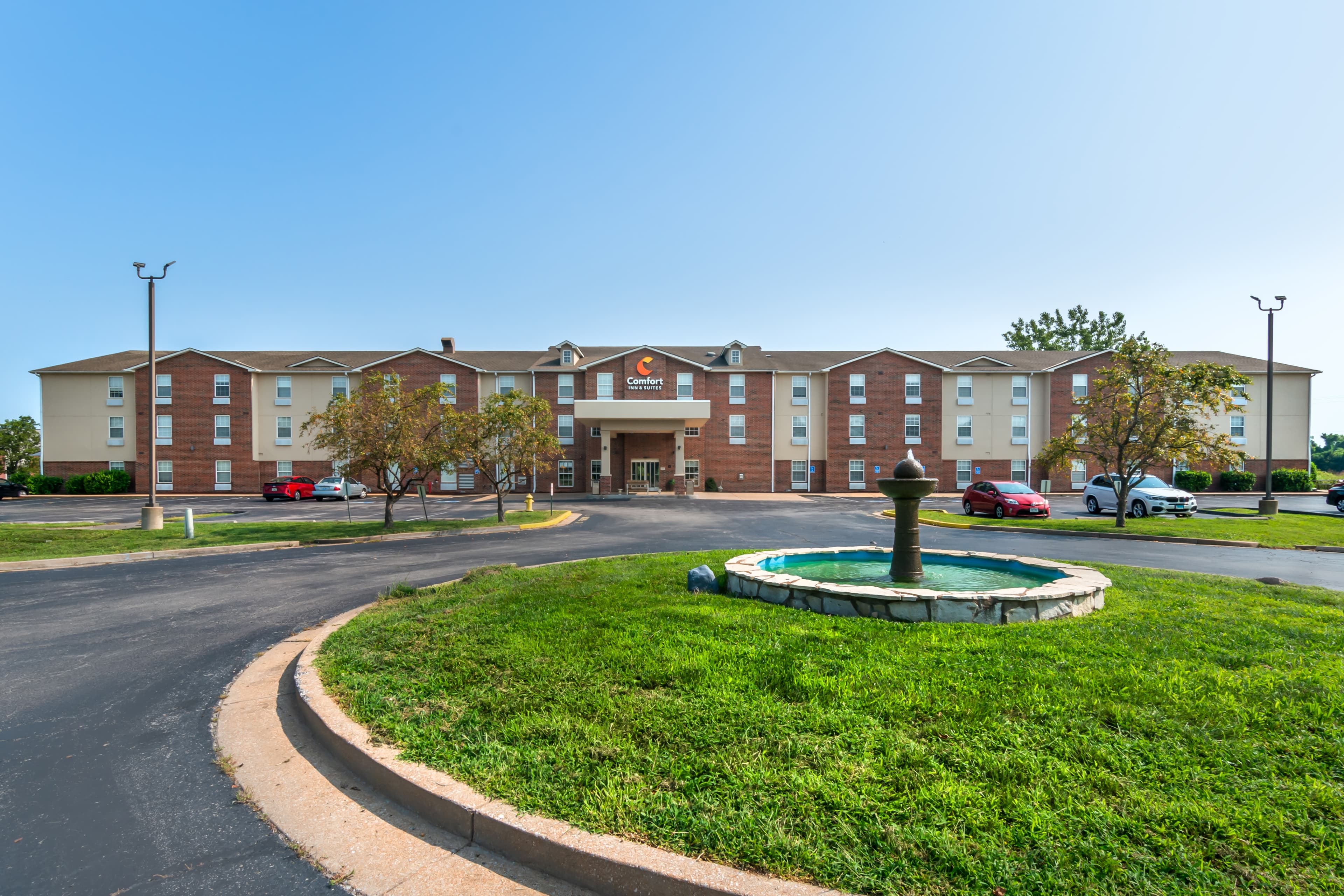 Comfort Inn & Suites Chesterfield - St. Louis - Image 1