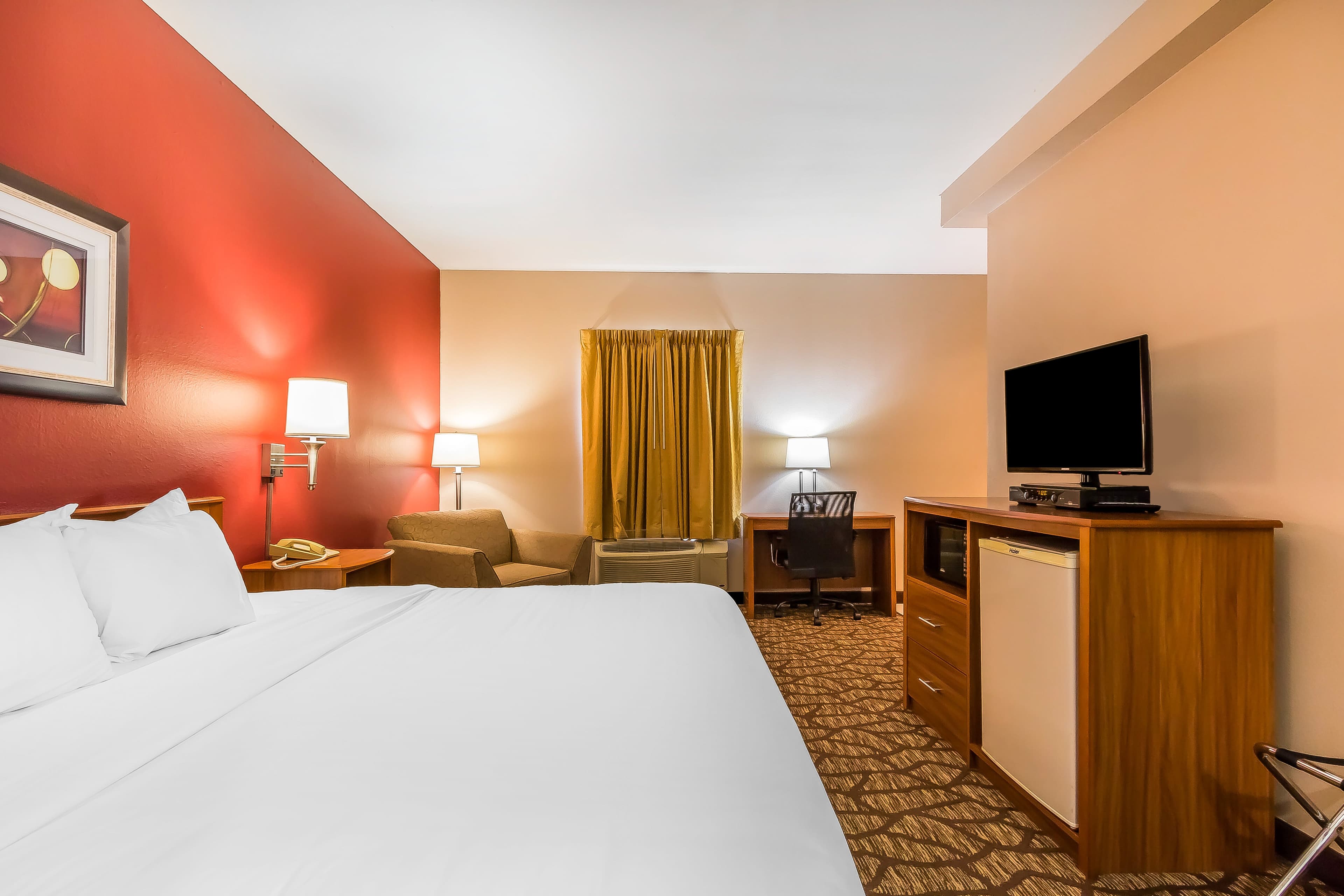 Quality Inn & Suites Chesterfield Village — 24